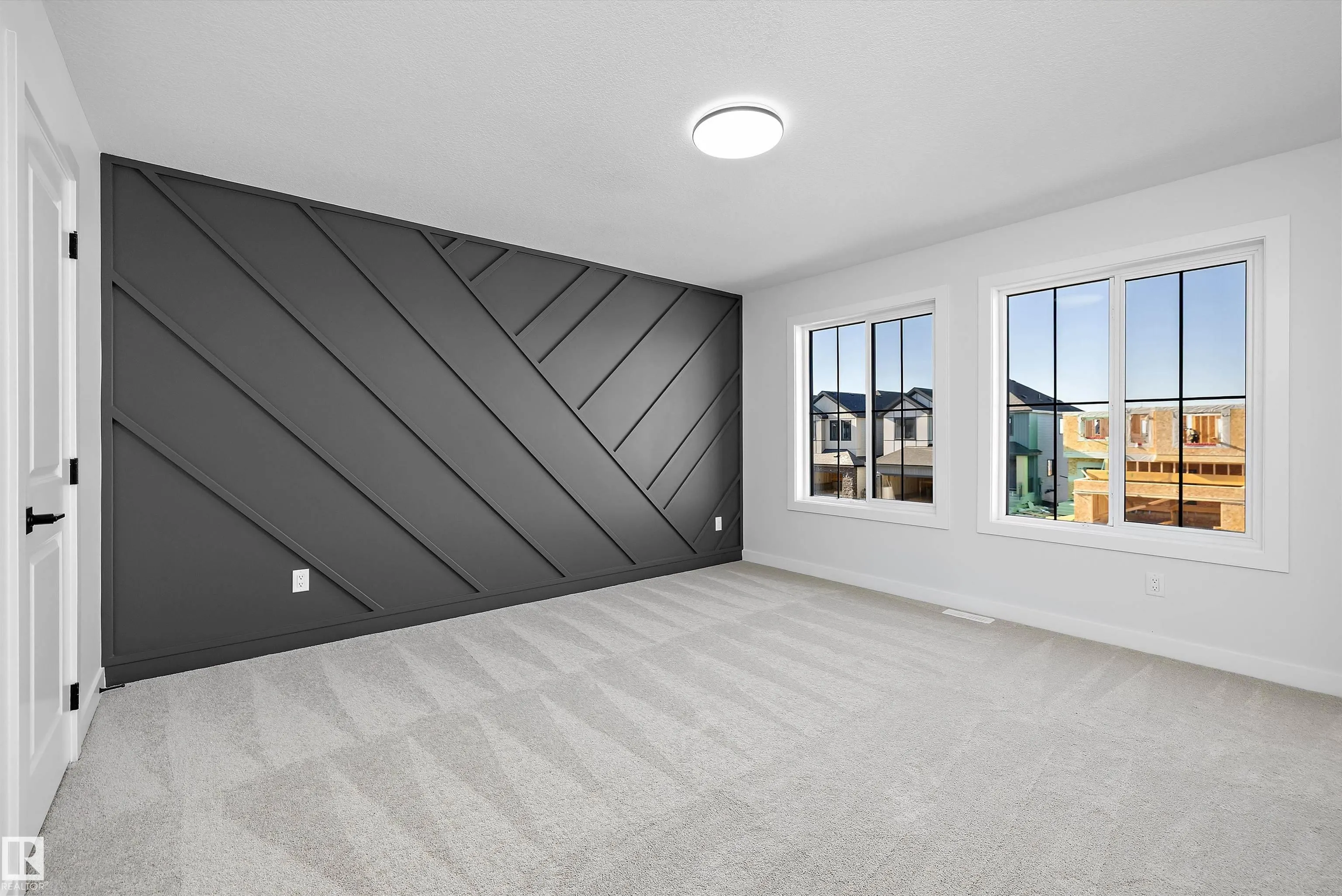 61 Clichy Close