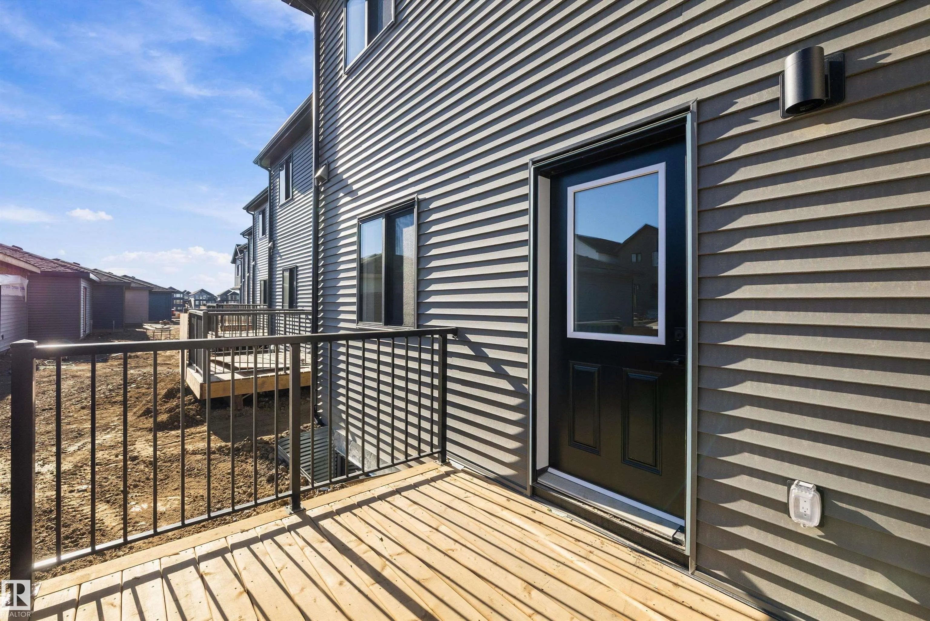 61 Clichy Close