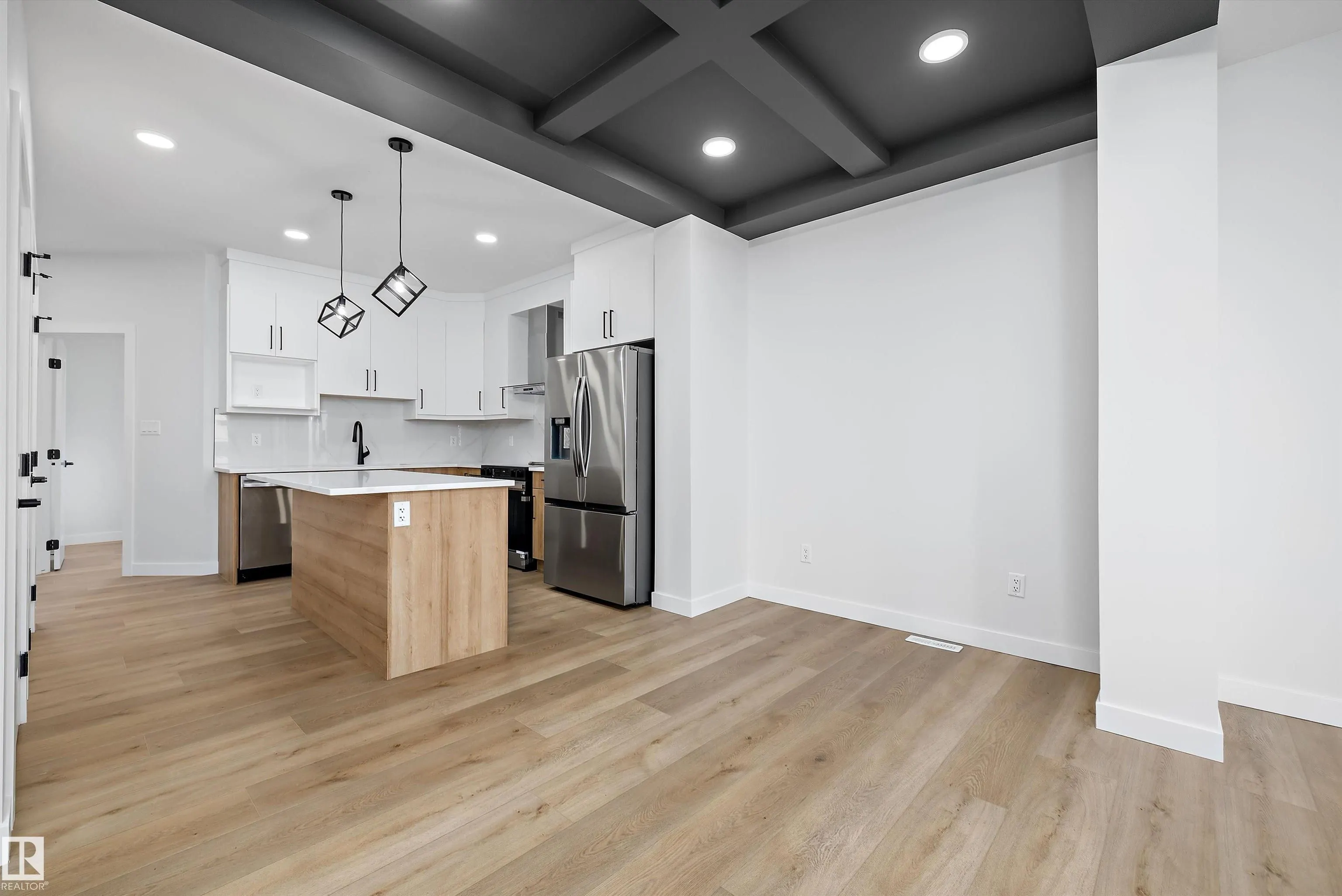 61 Clichy Close