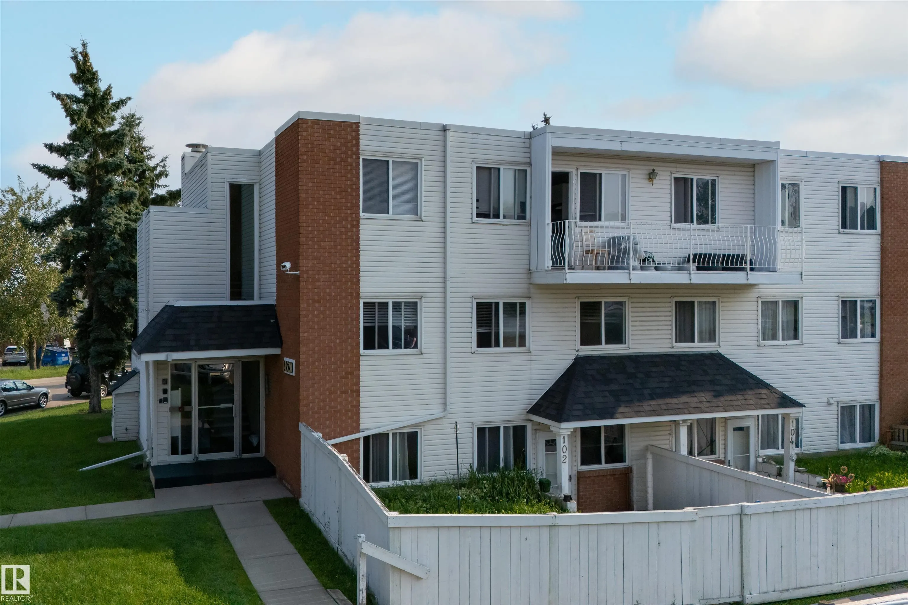 14520 52 ST