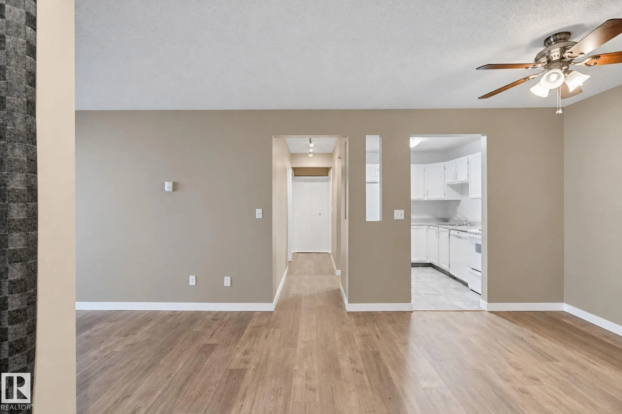 340 Woodbridge Way