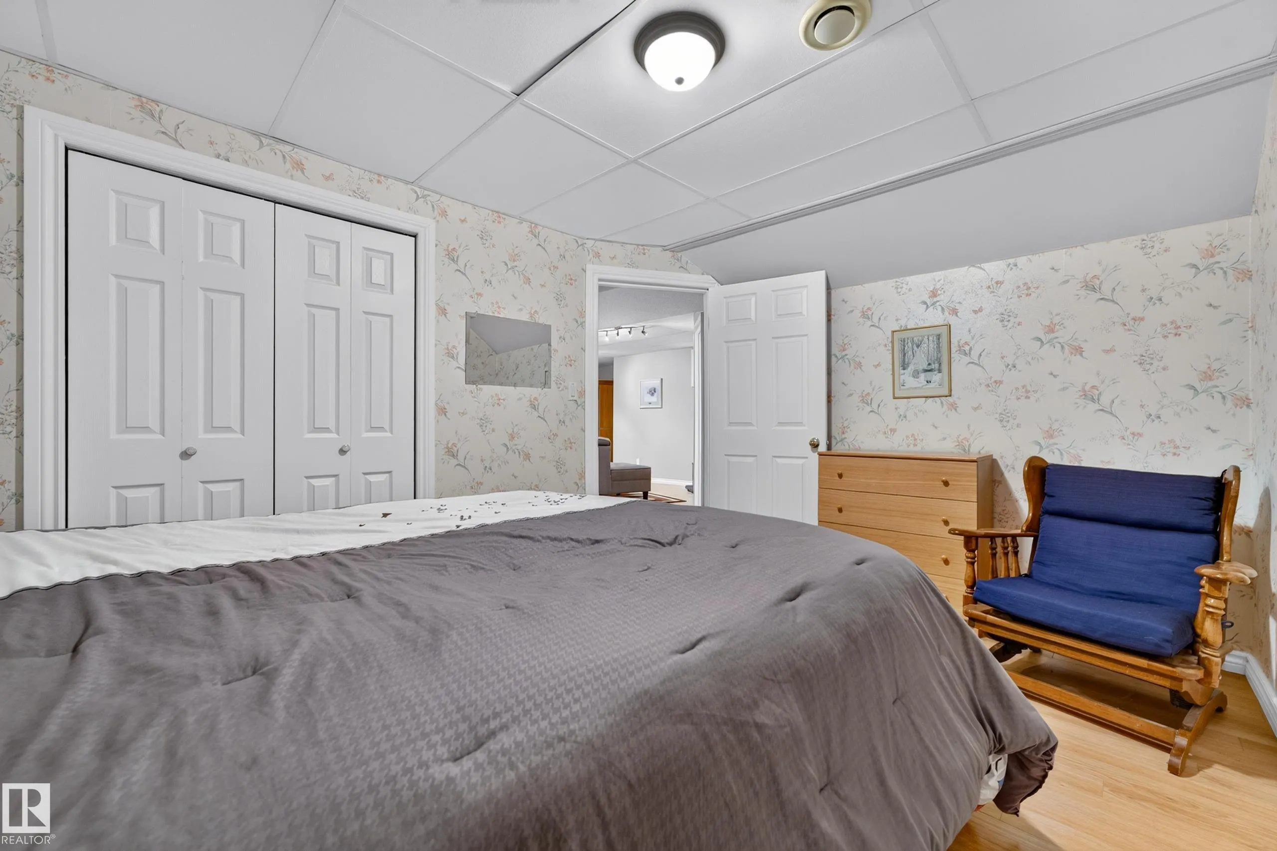 245 RIVER Point(e)