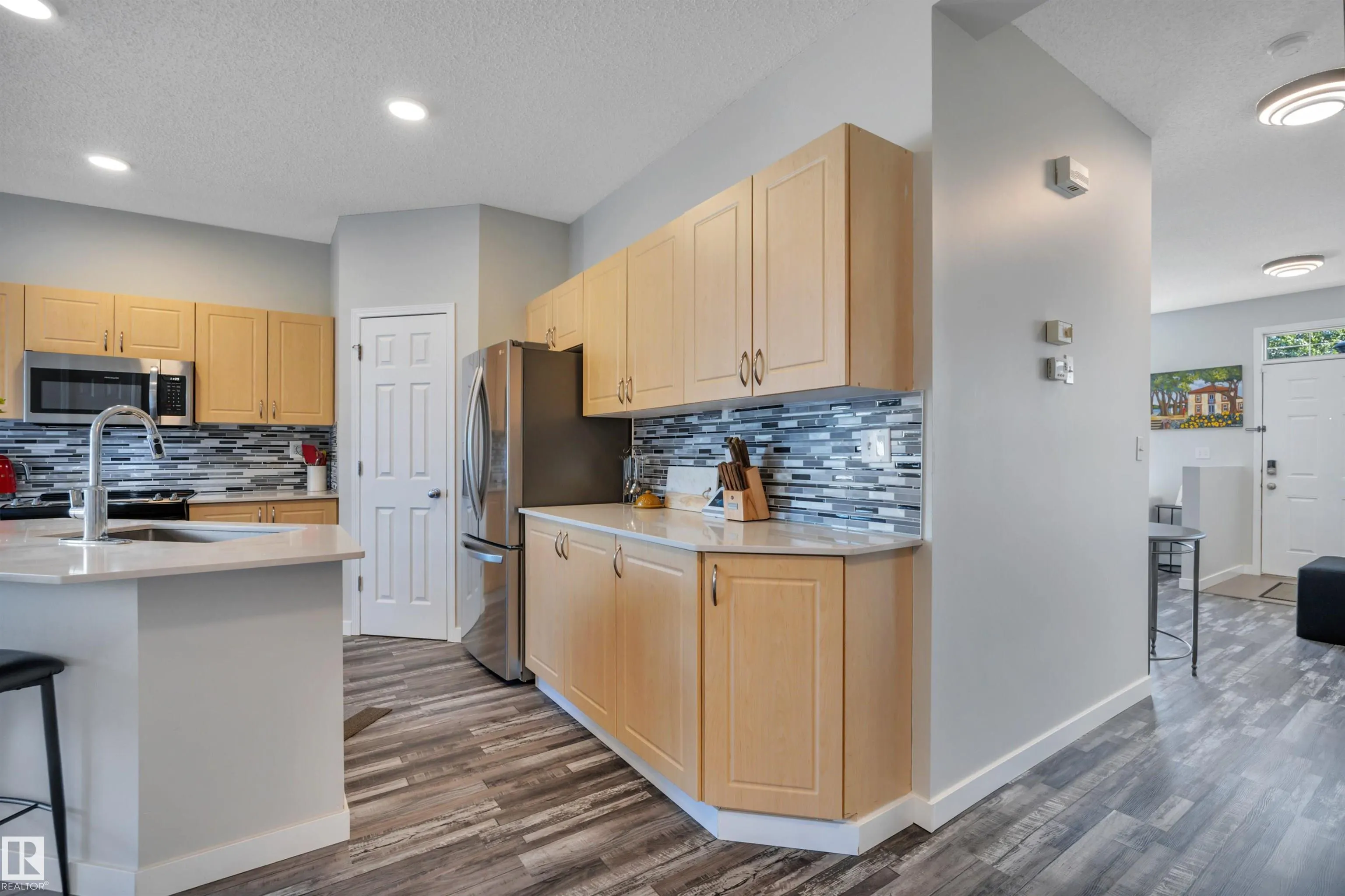 4821 TERWILLEGAR Common