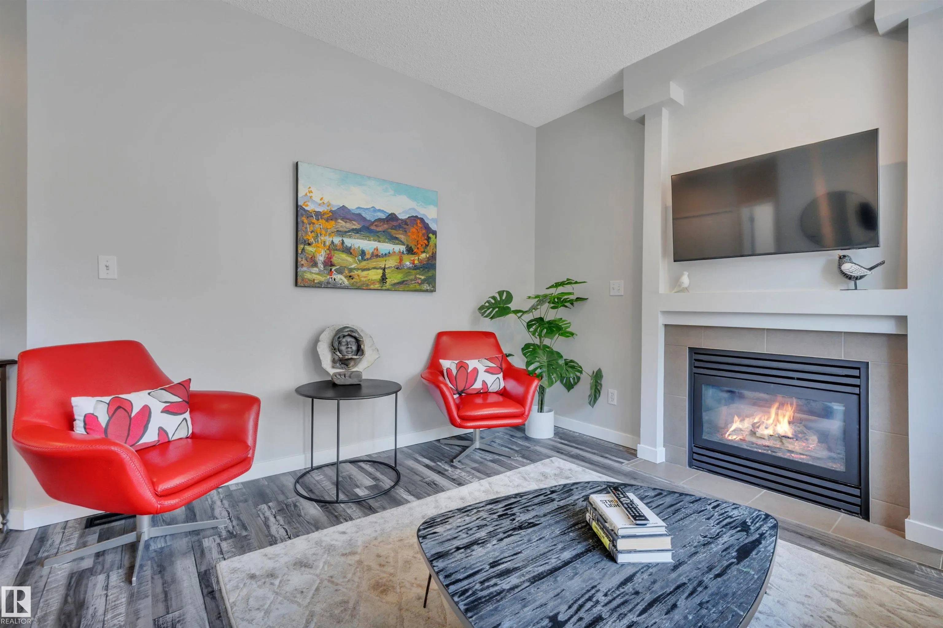 4821 TERWILLEGAR Common
