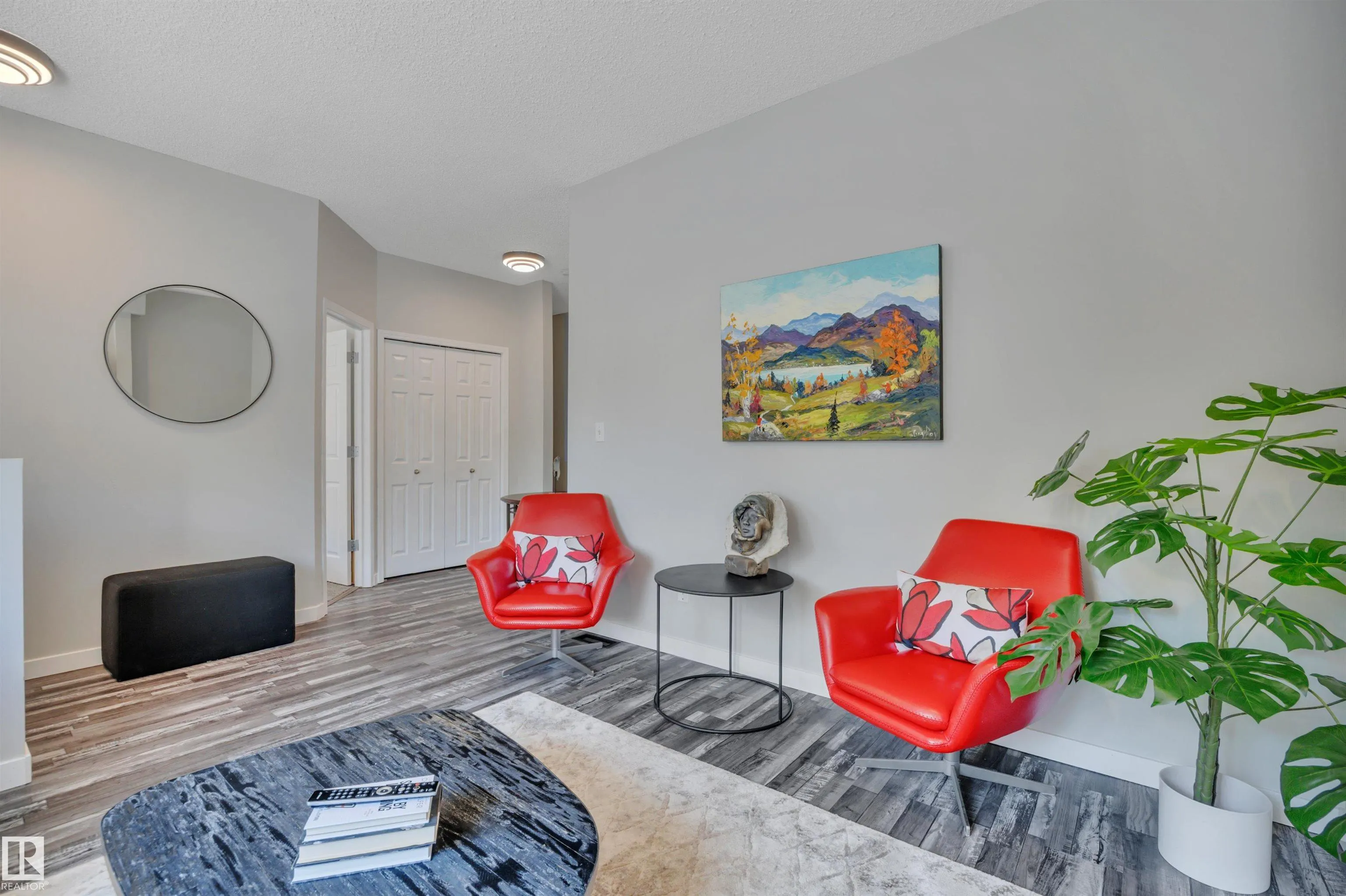 4821 TERWILLEGAR Common