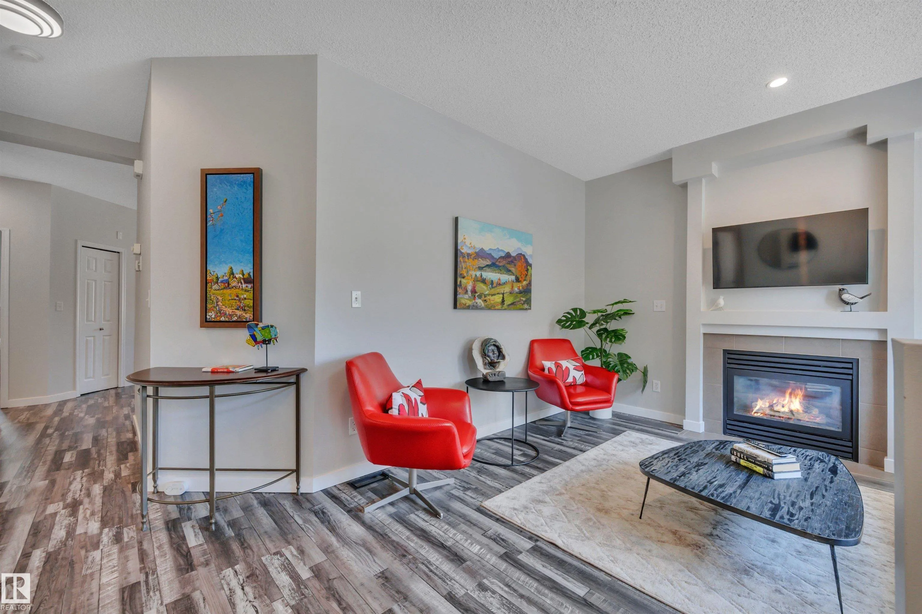 4821 TERWILLEGAR Common