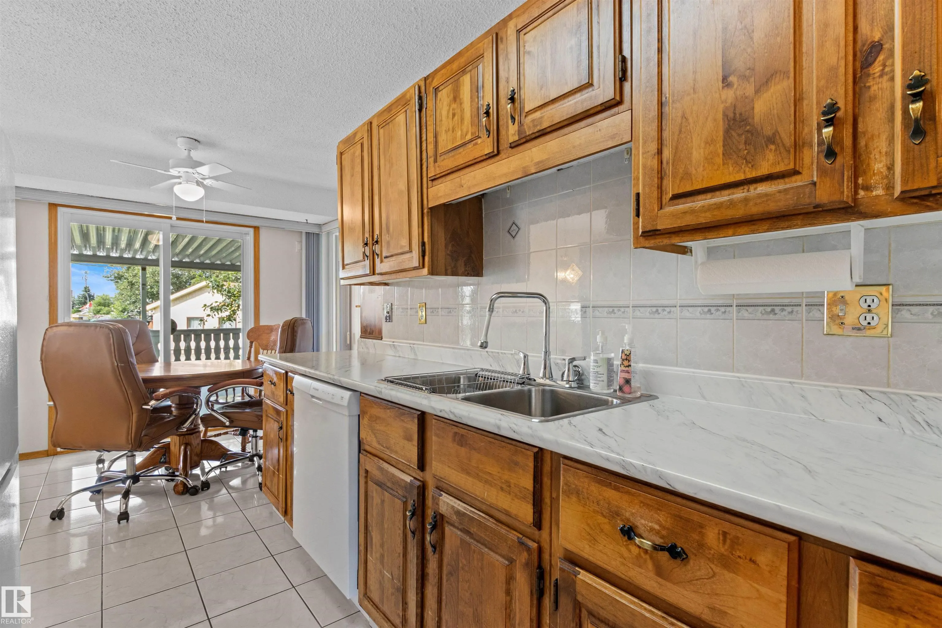 14 GOEBEL Close