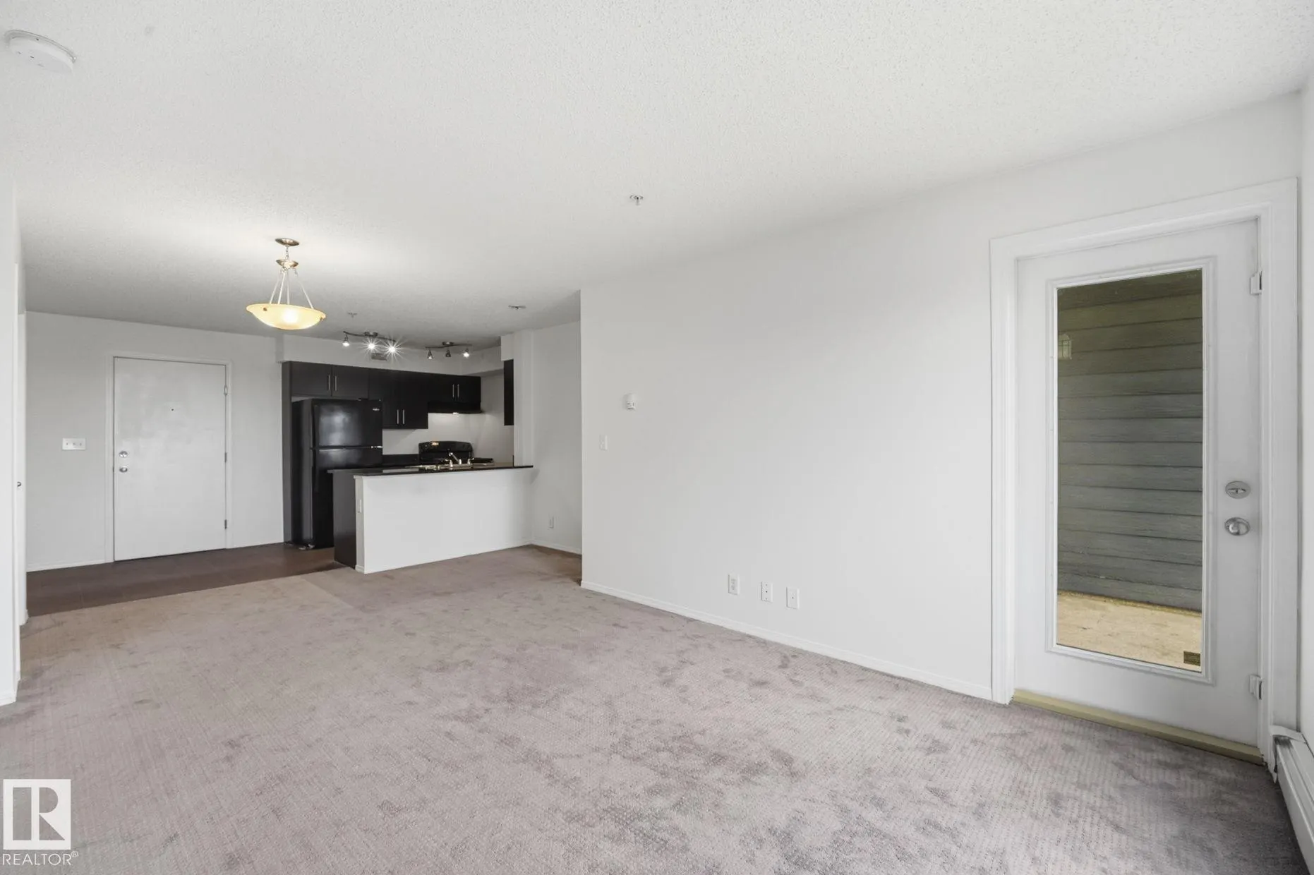 11804 22 Avenue