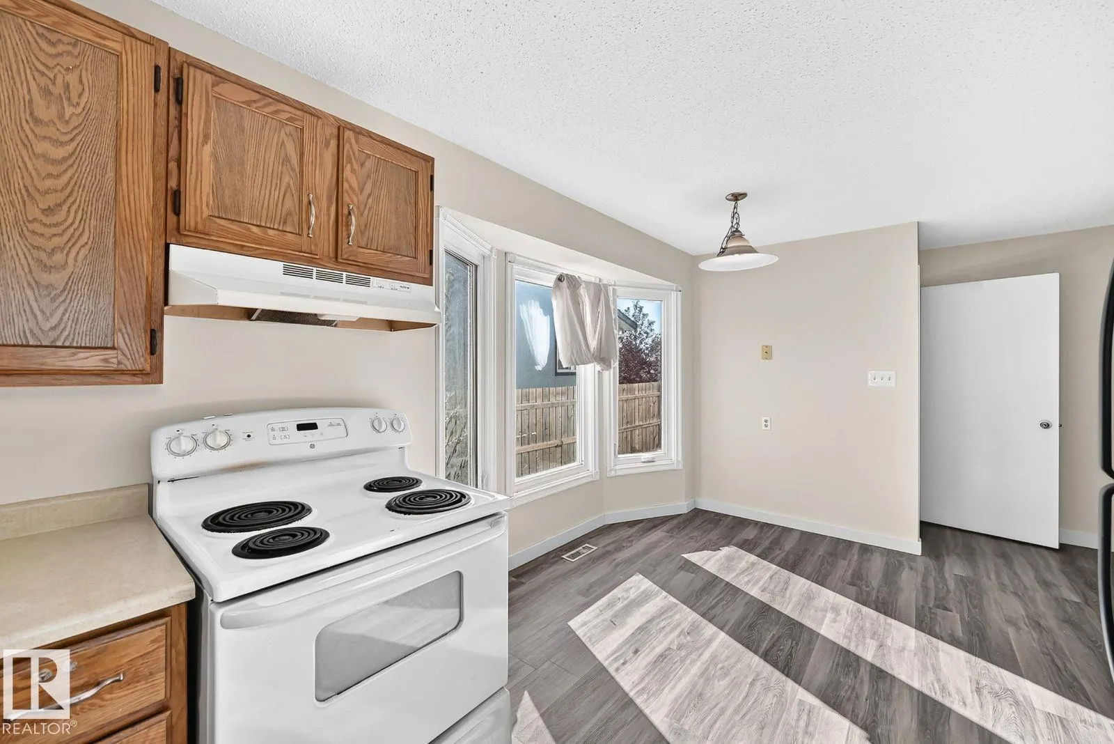 1020 60 Street