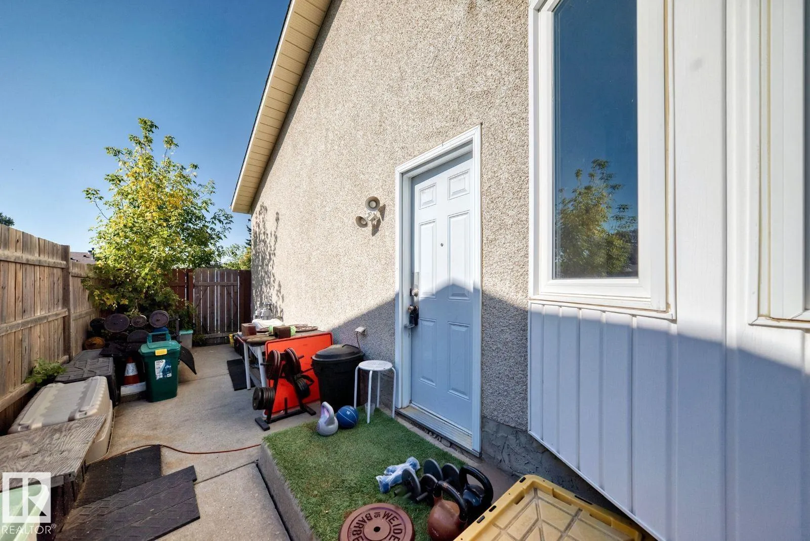 1020 60 Street