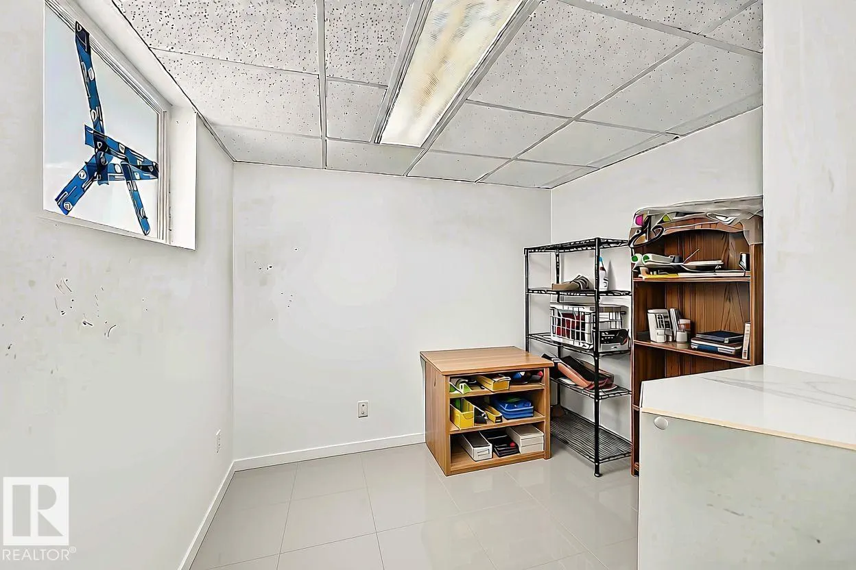 1020 60 Street