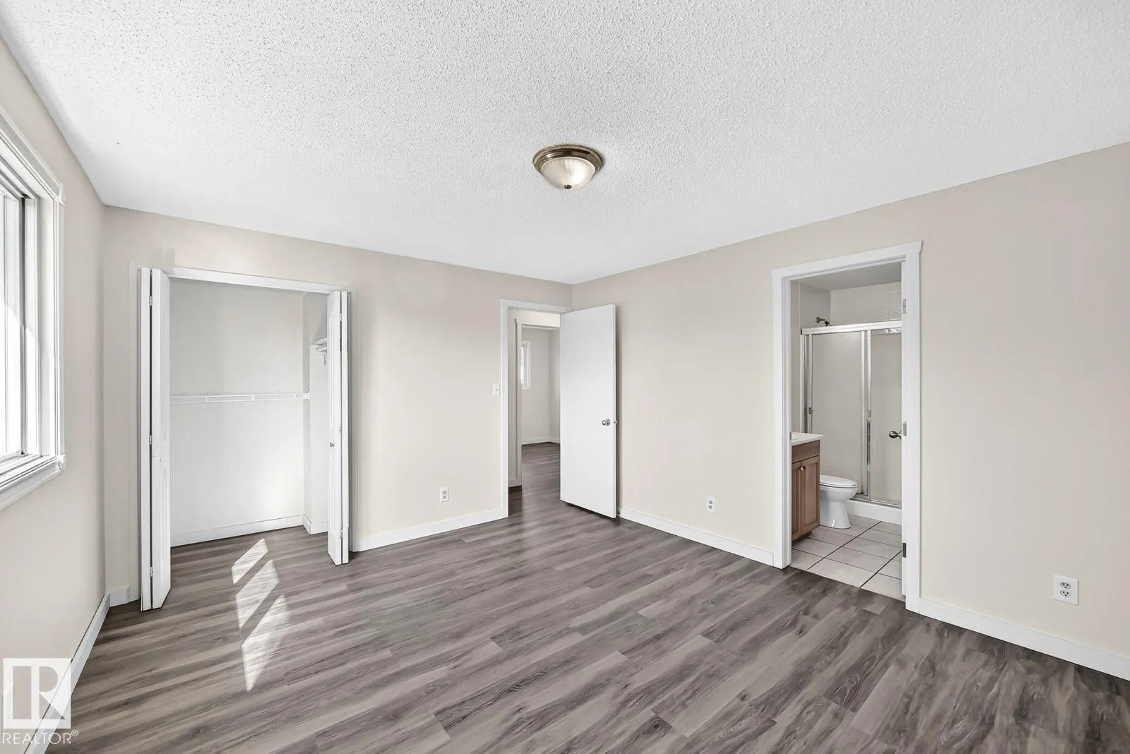 1020 60 Street