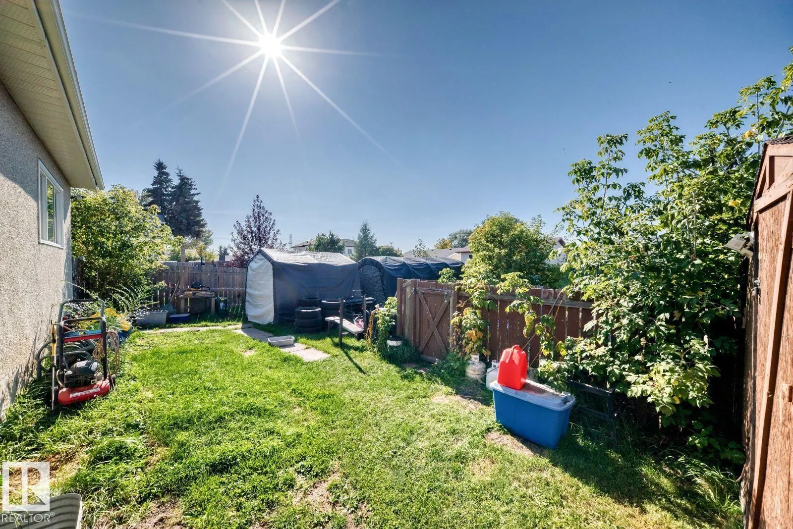 1020 60 Street