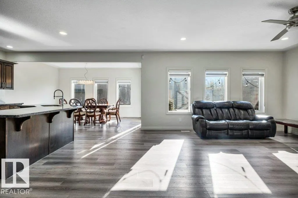 115 Lakeland Drive