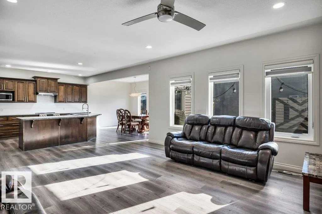 115 Lakeland Drive