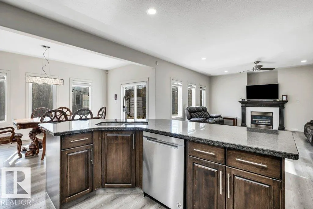 115 Lakeland Drive