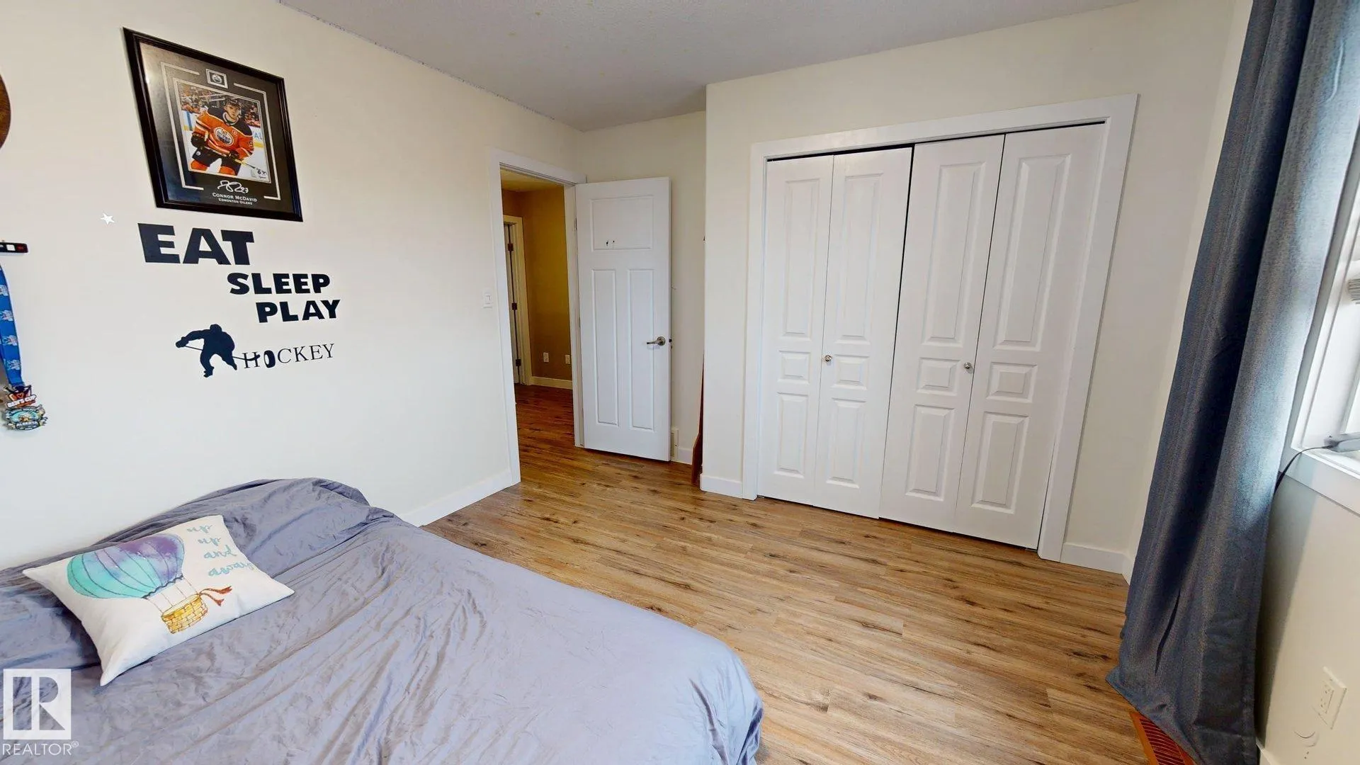 3885 GALLINGER Loop
