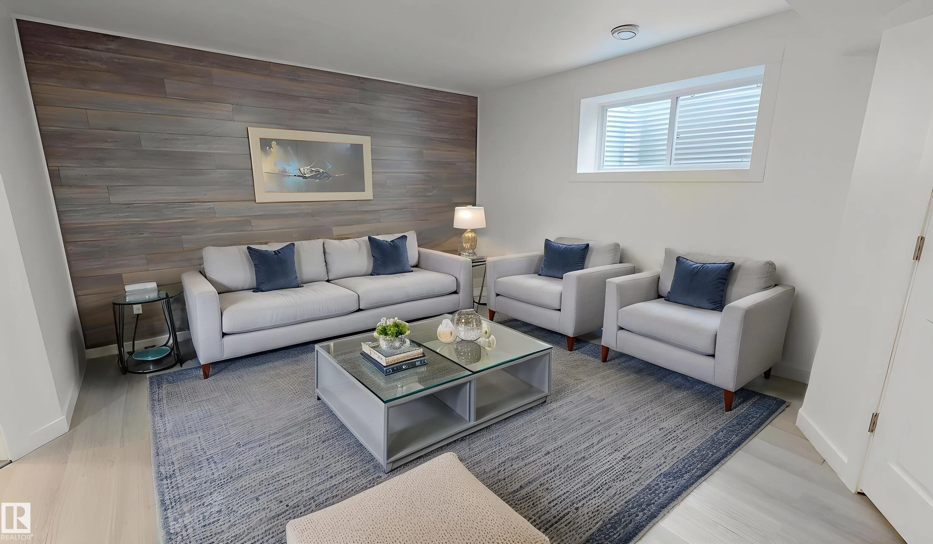 3885 GALLINGER Loop