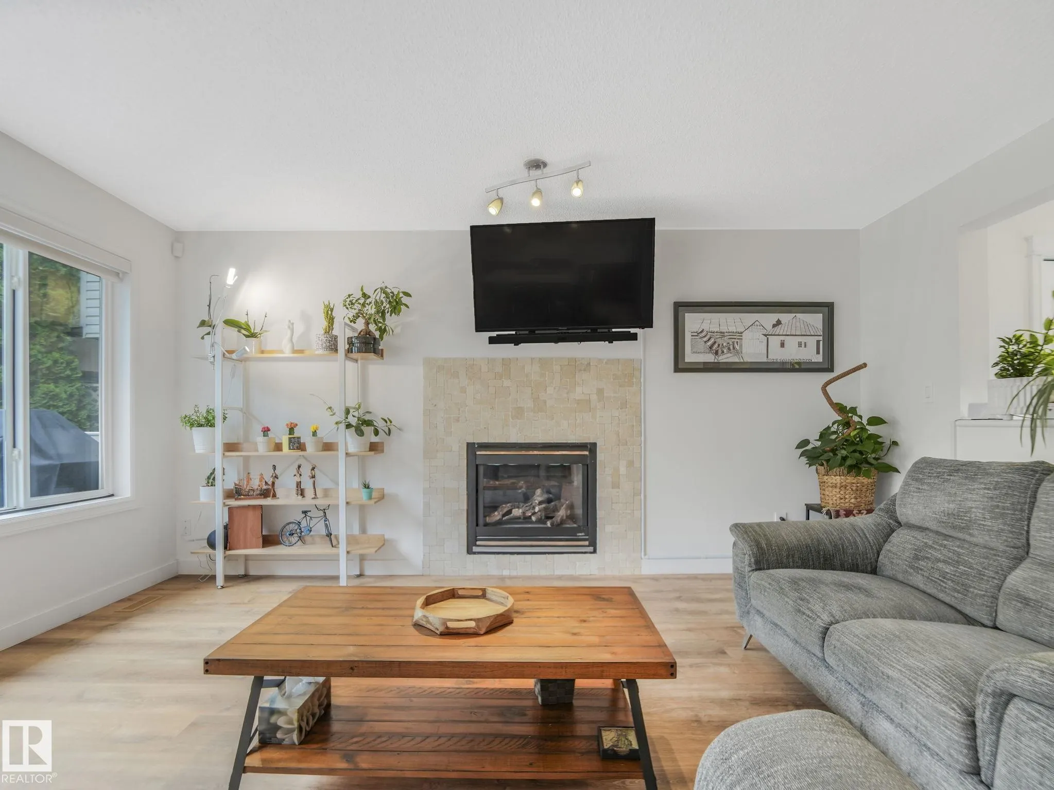 167 HAYWARD Crescent