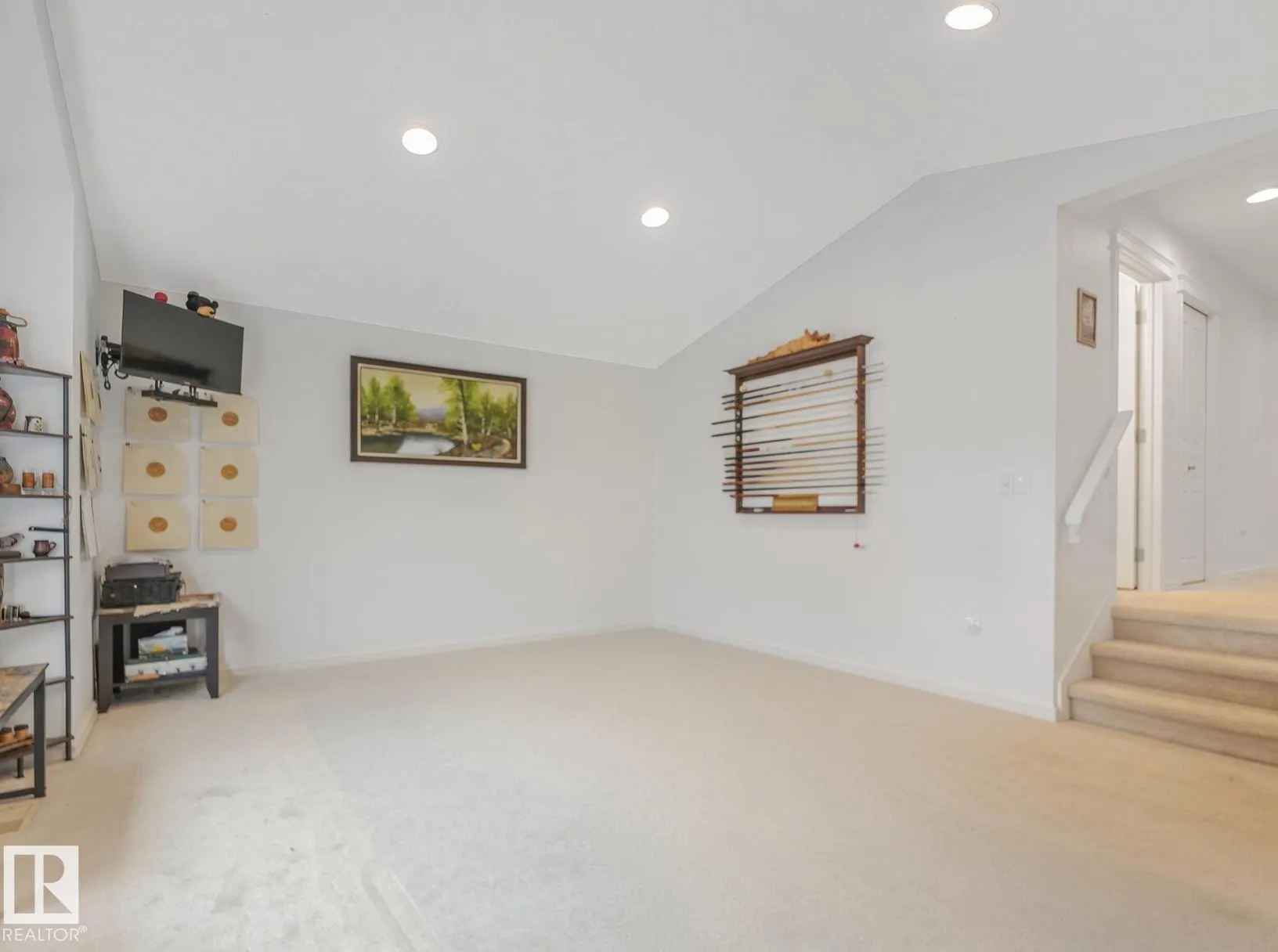 167 HAYWARD Crescent