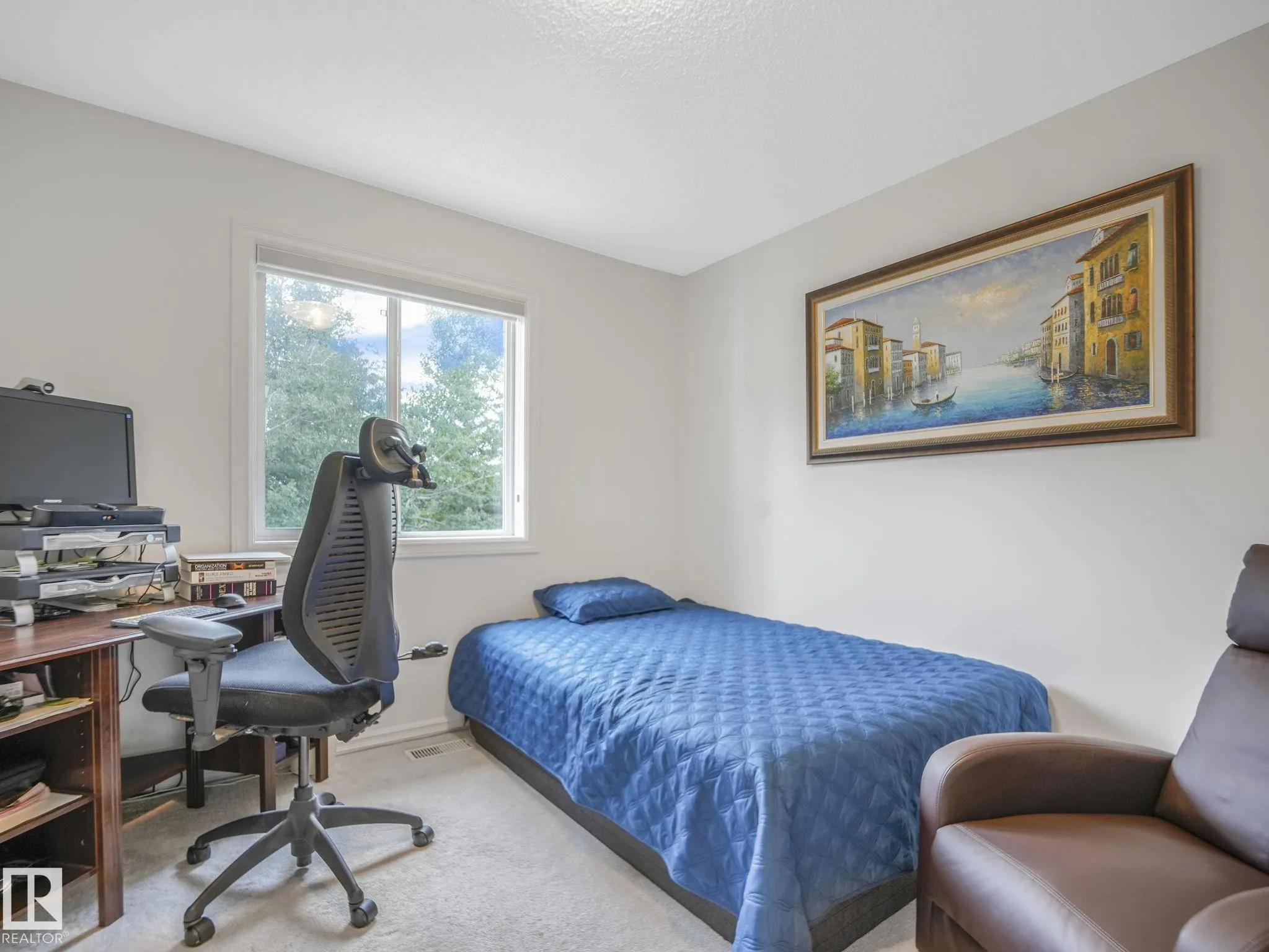 167 HAYWARD Crescent