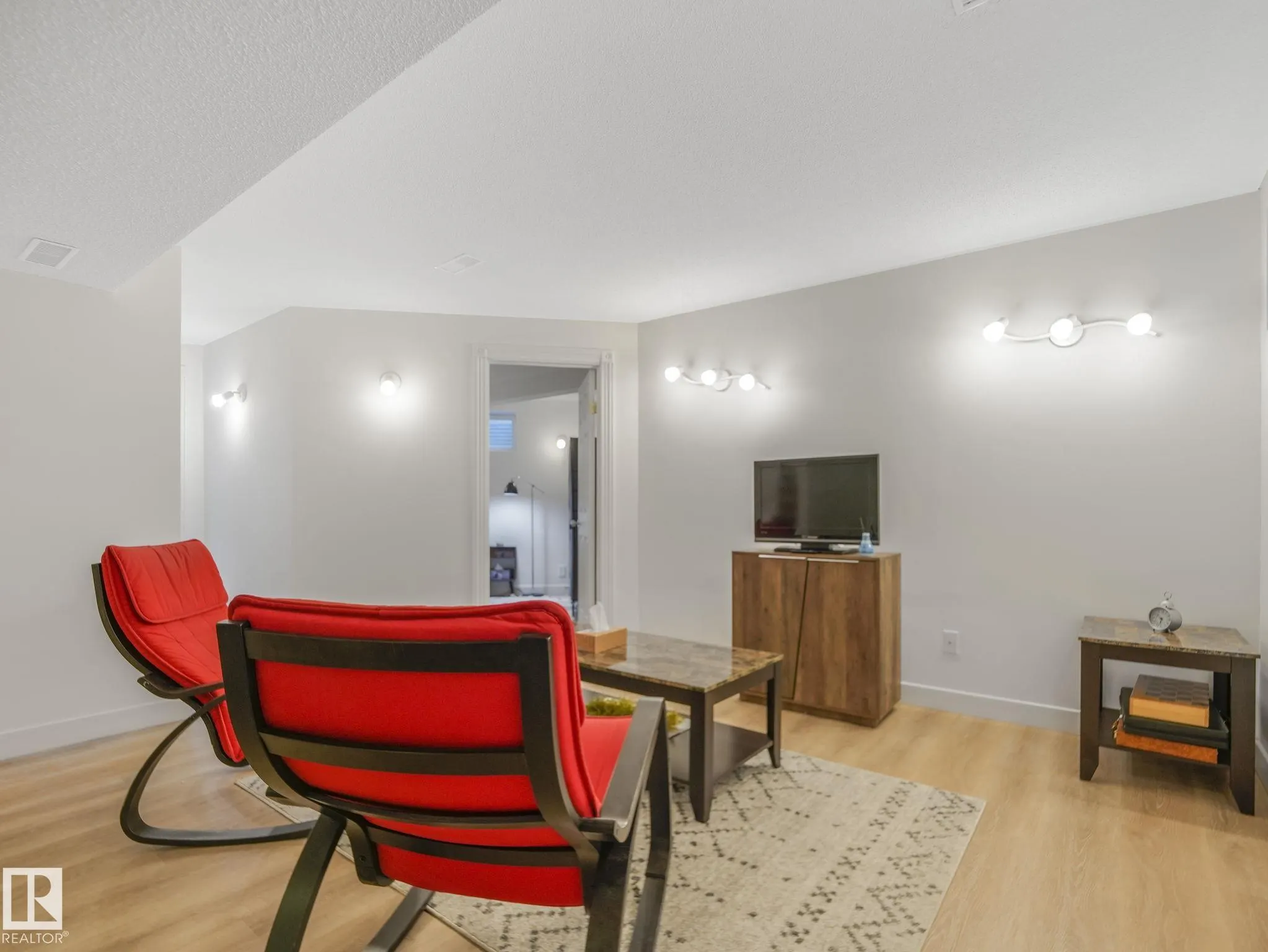 167 HAYWARD Crescent