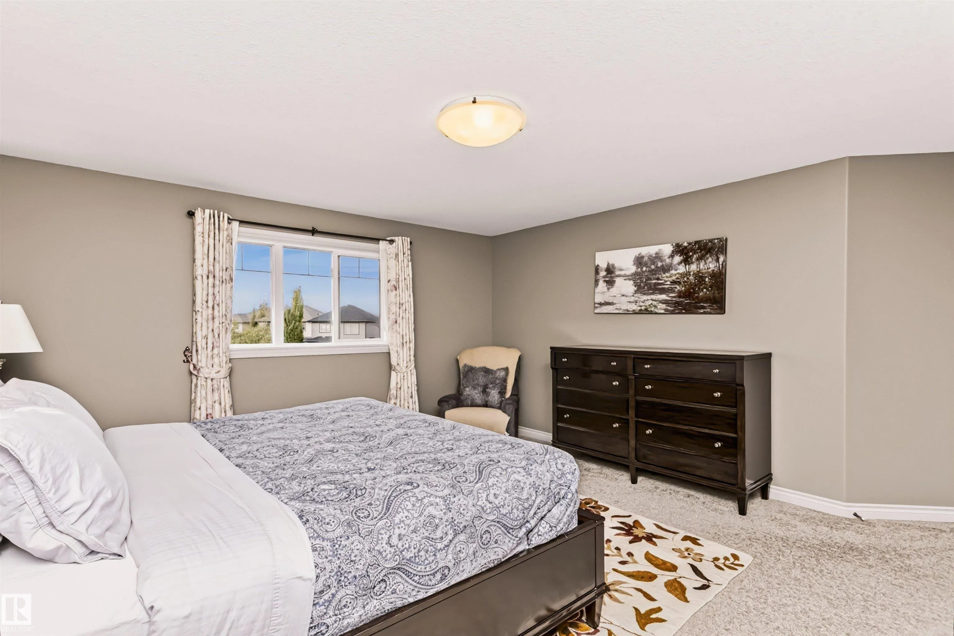 4128 CHARLES Link
