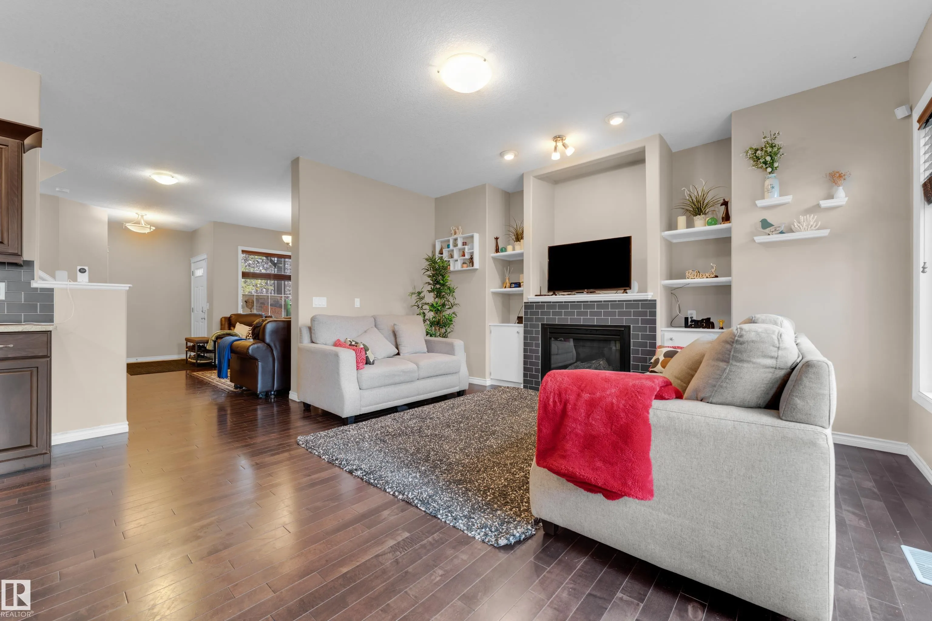 1710 63A Street