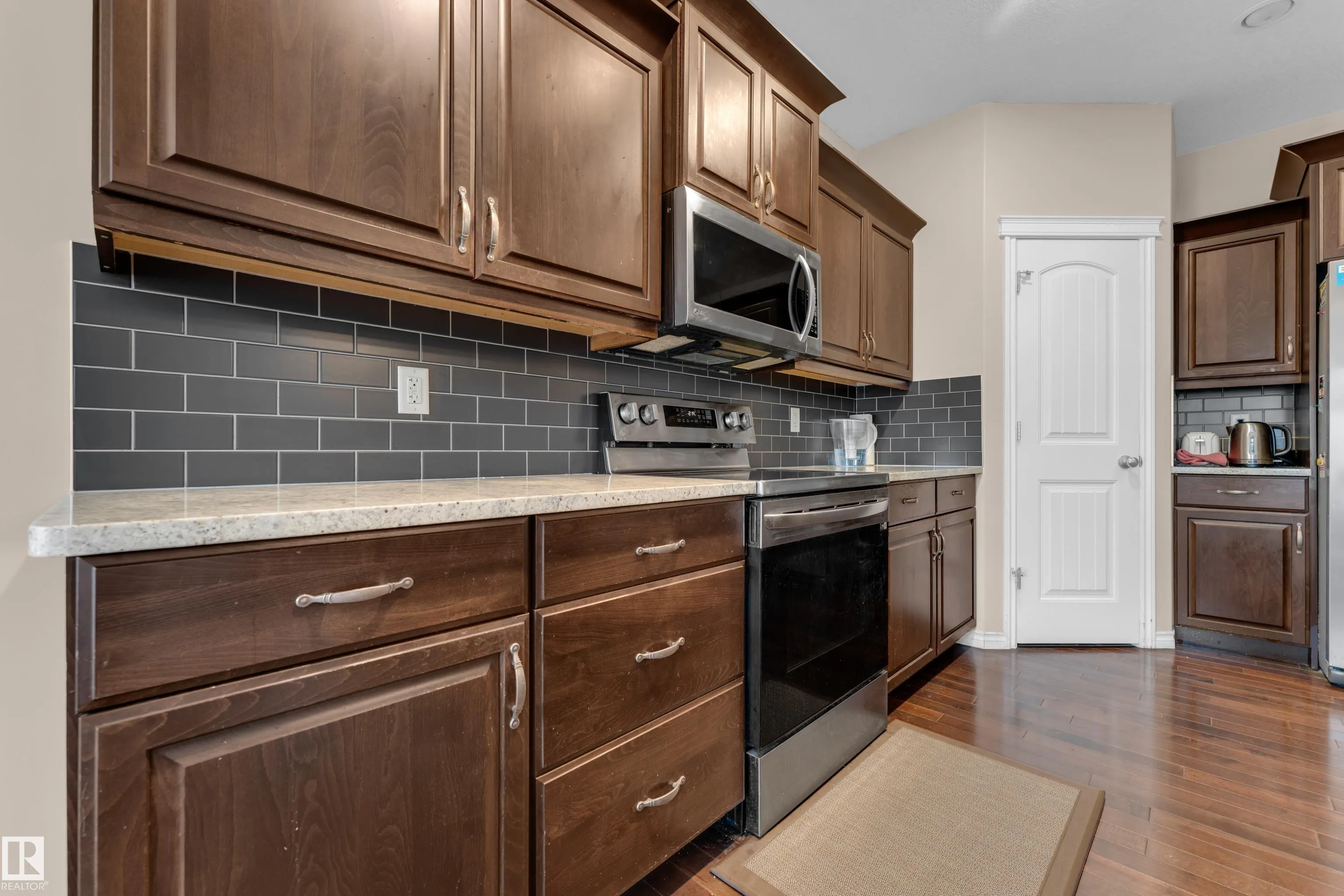 1710 63A Street