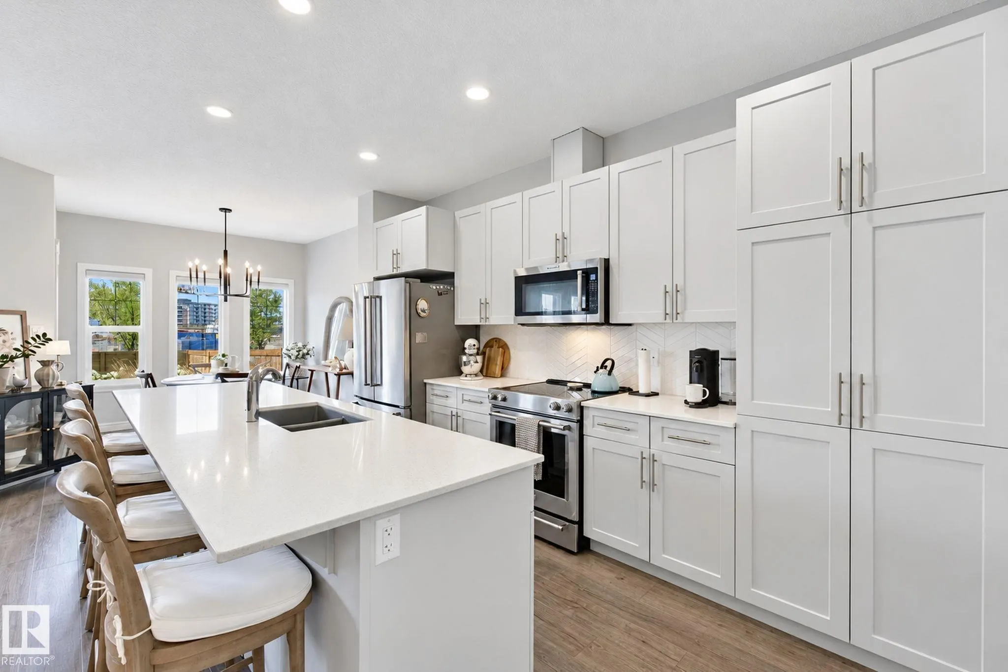 818 Cavanagh Heath