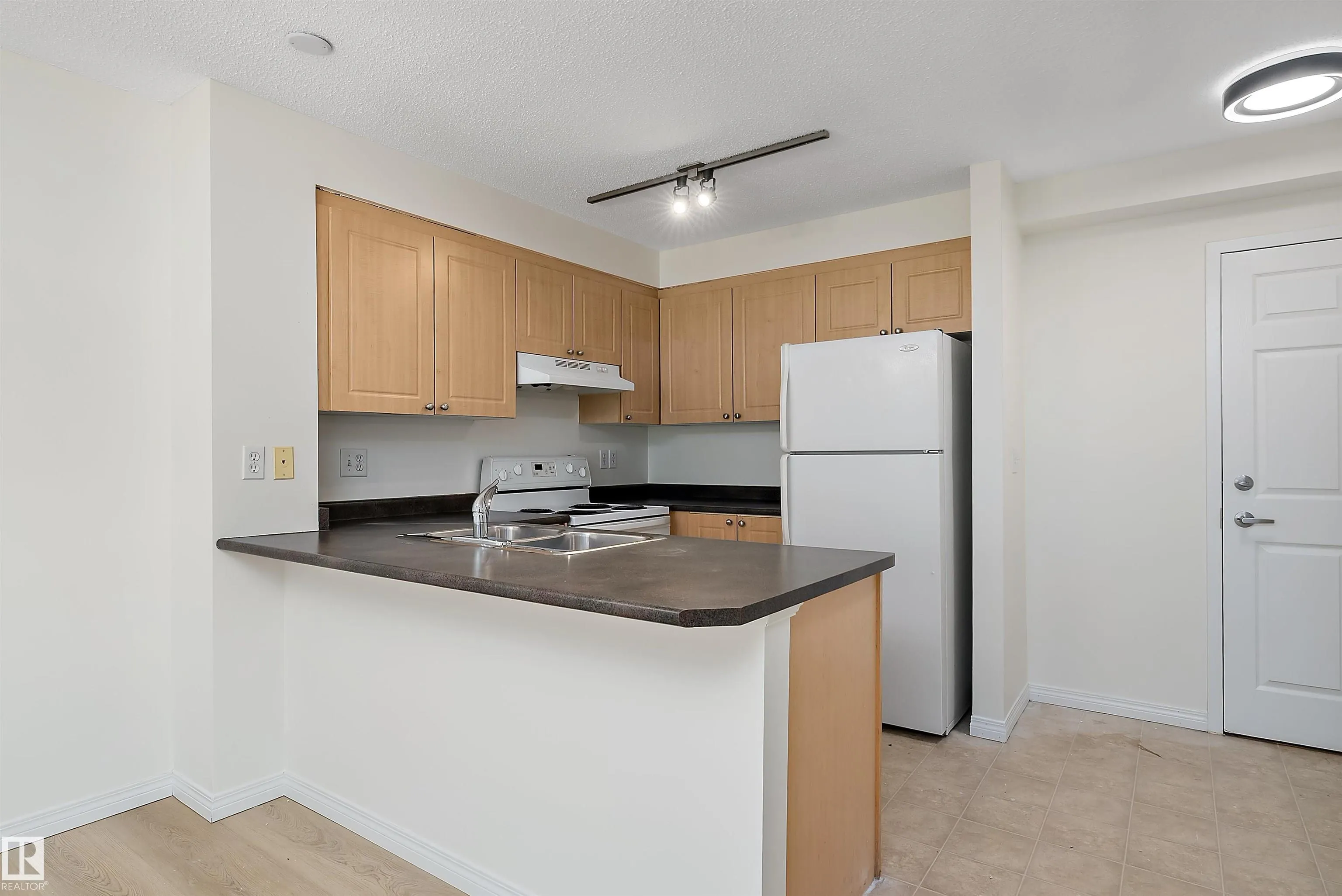 630 MCALLISTER Loop