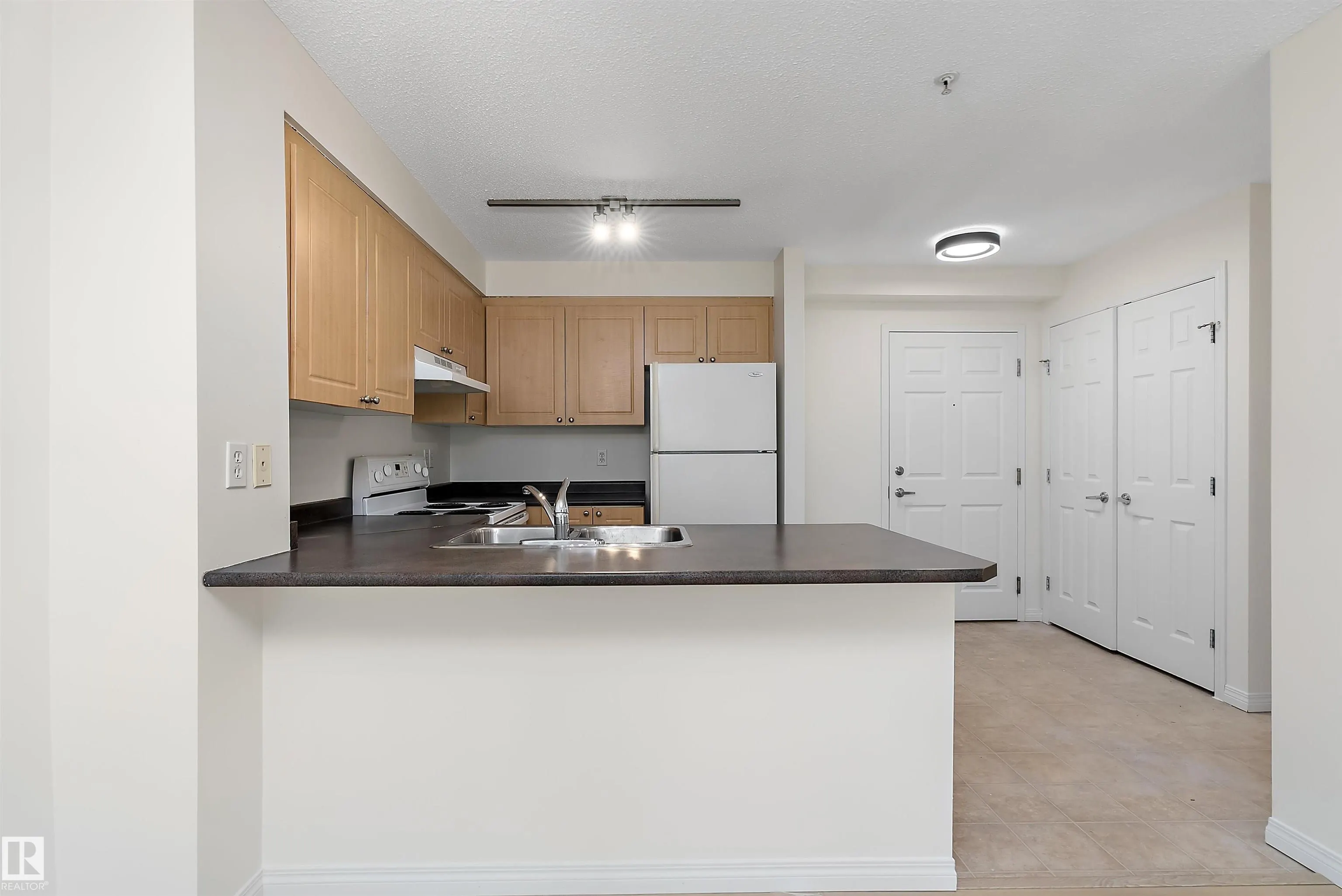 630 MCALLISTER Loop