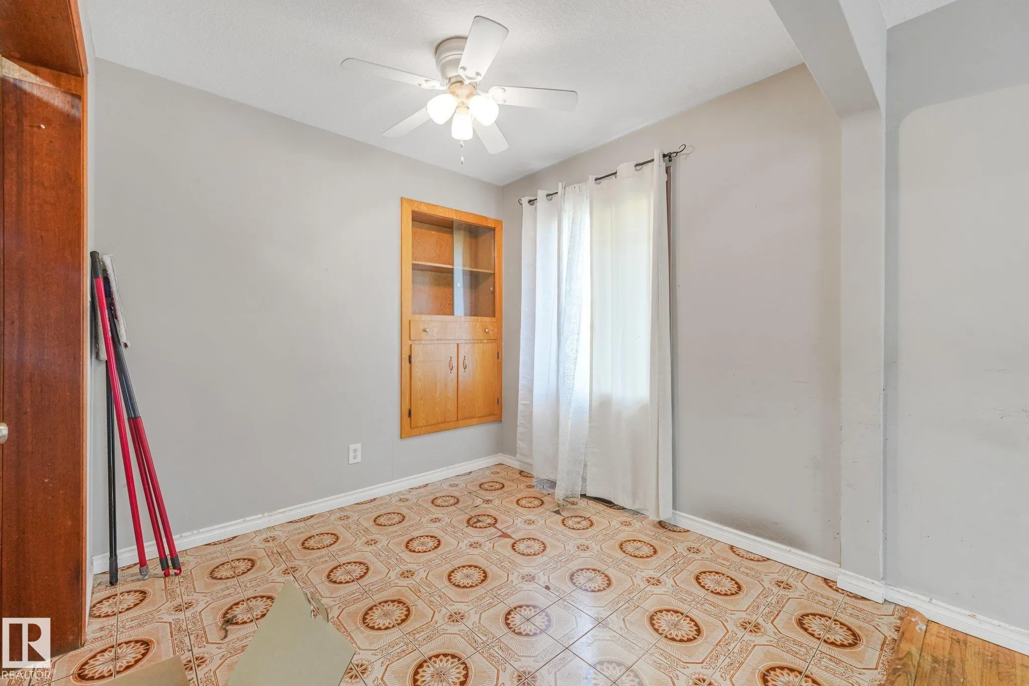 11716 130 Street