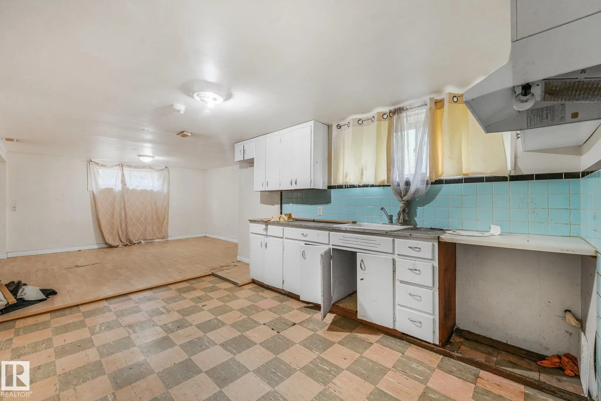 11716 130 Street