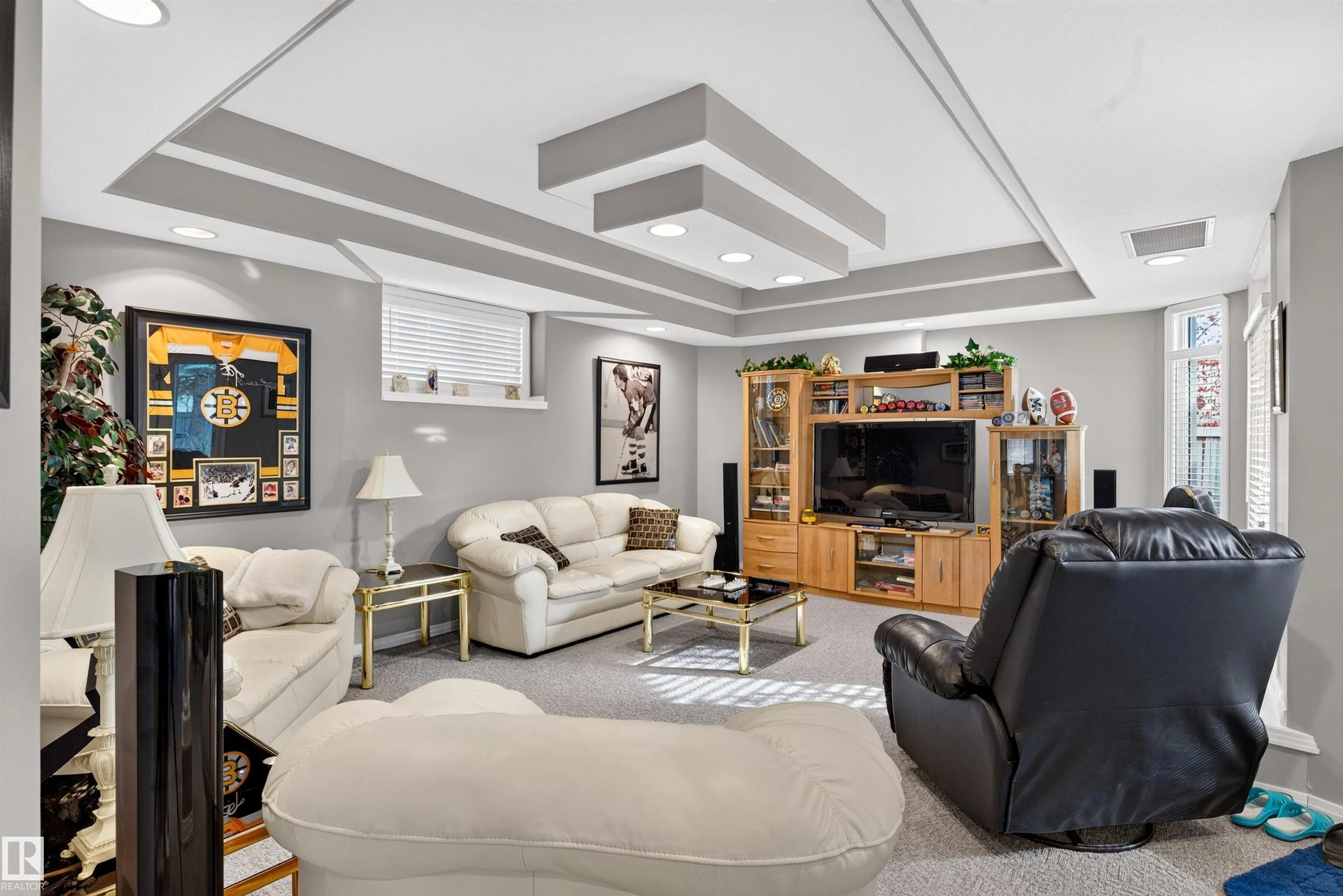 1 Onesti Place