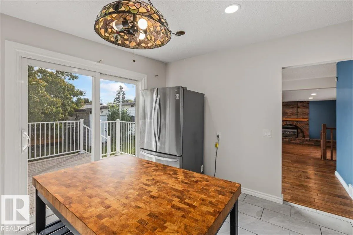 3607 106A Street