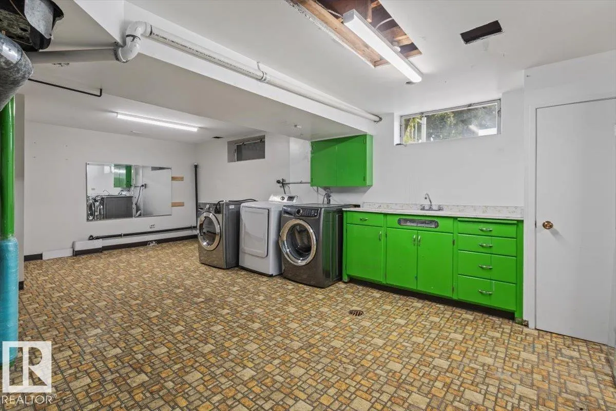 3607 106A Street