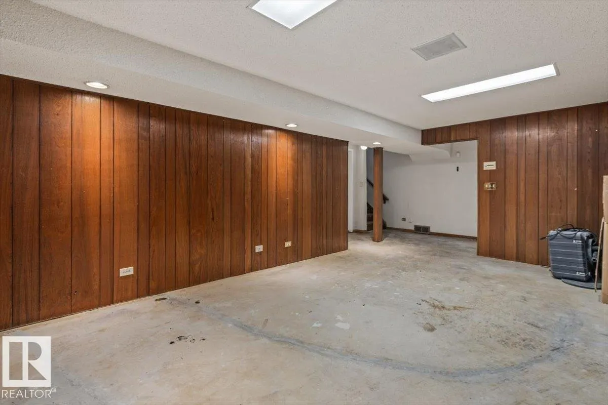 3607 106A Street