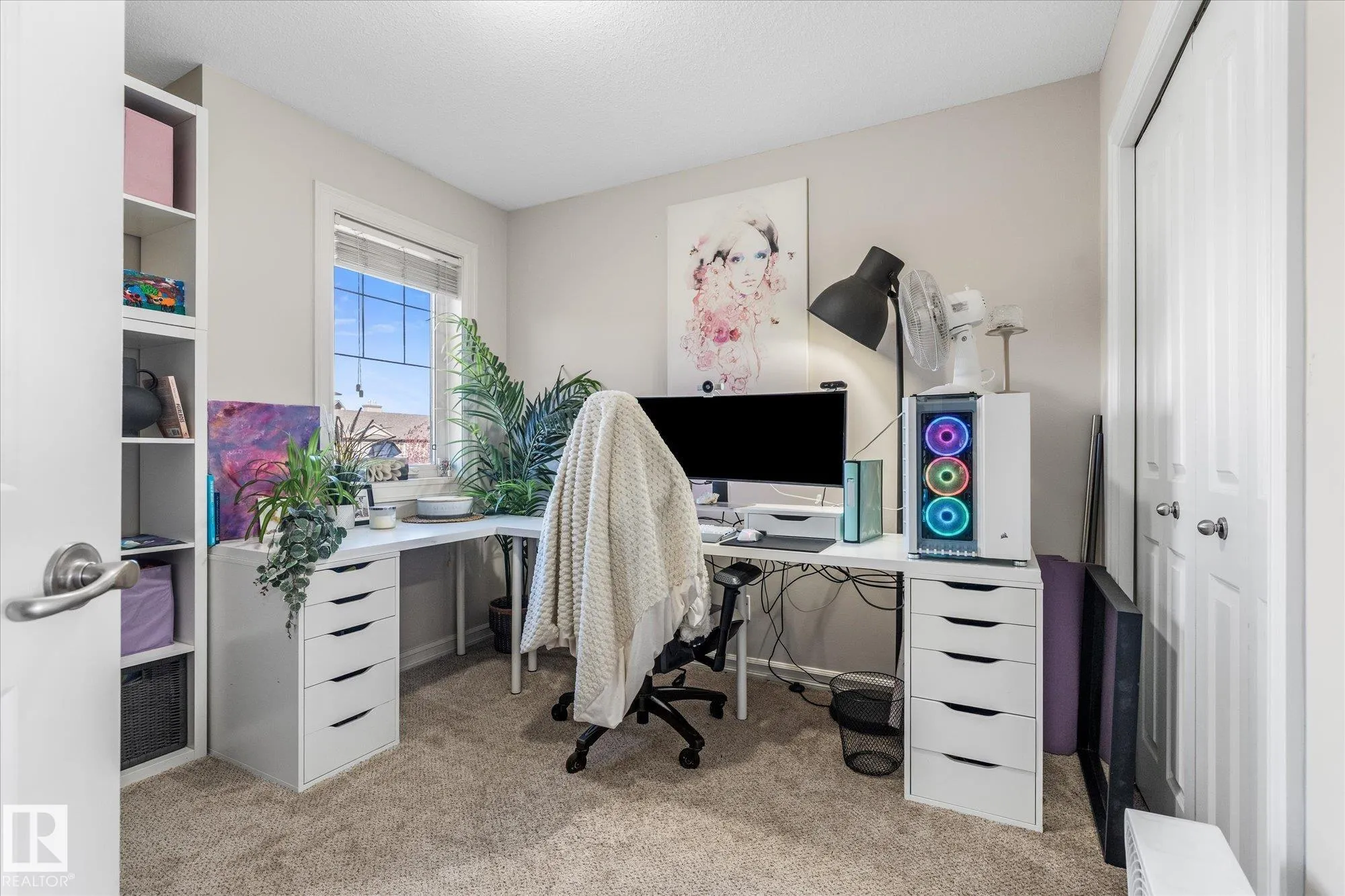 2123 HAMMOND Court