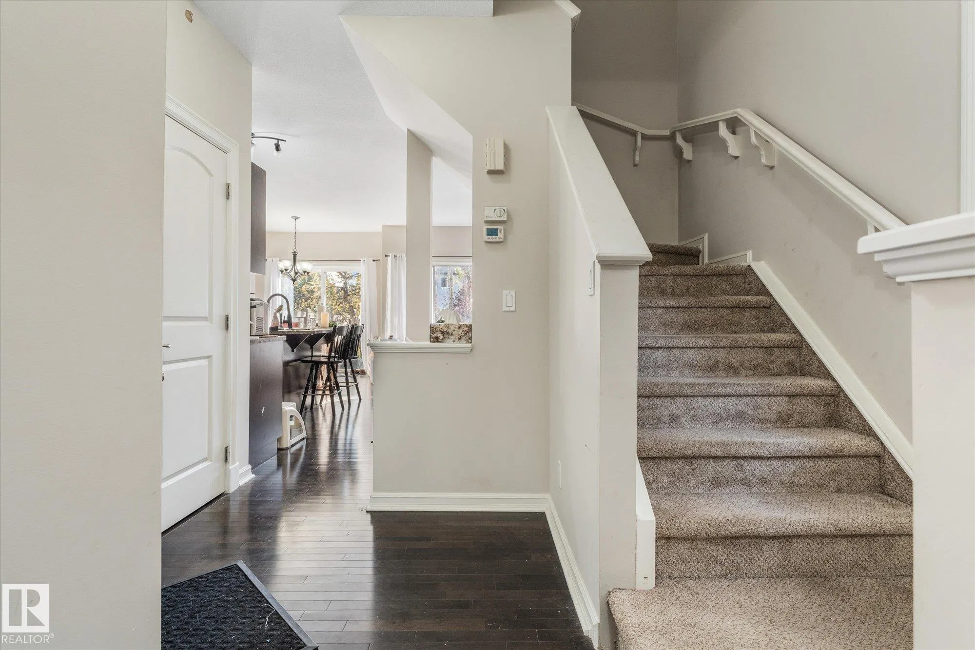 2123 HAMMOND Court