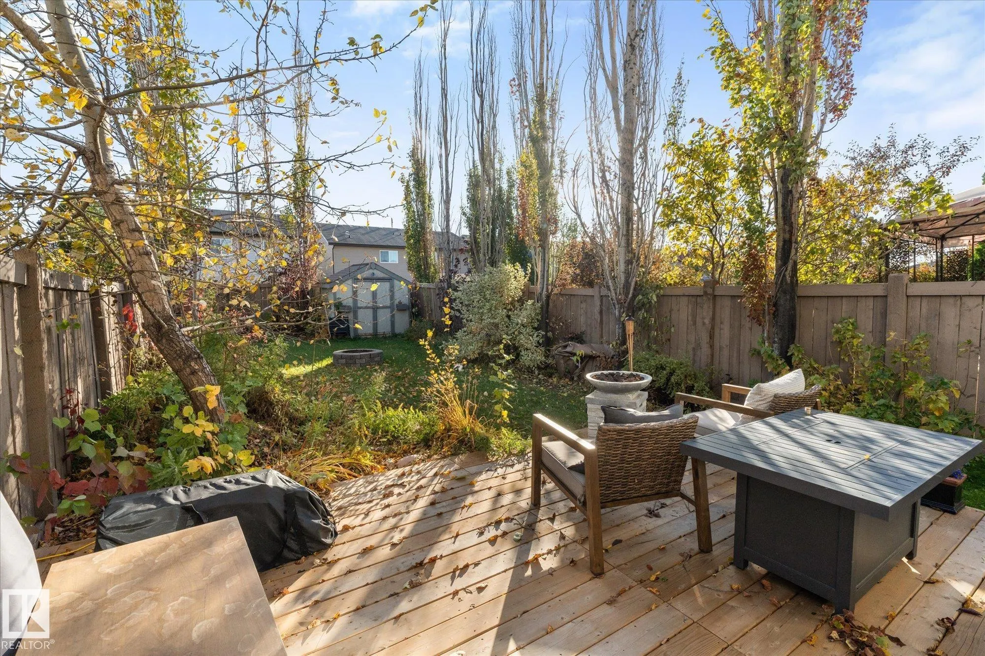 2123 HAMMOND Court
