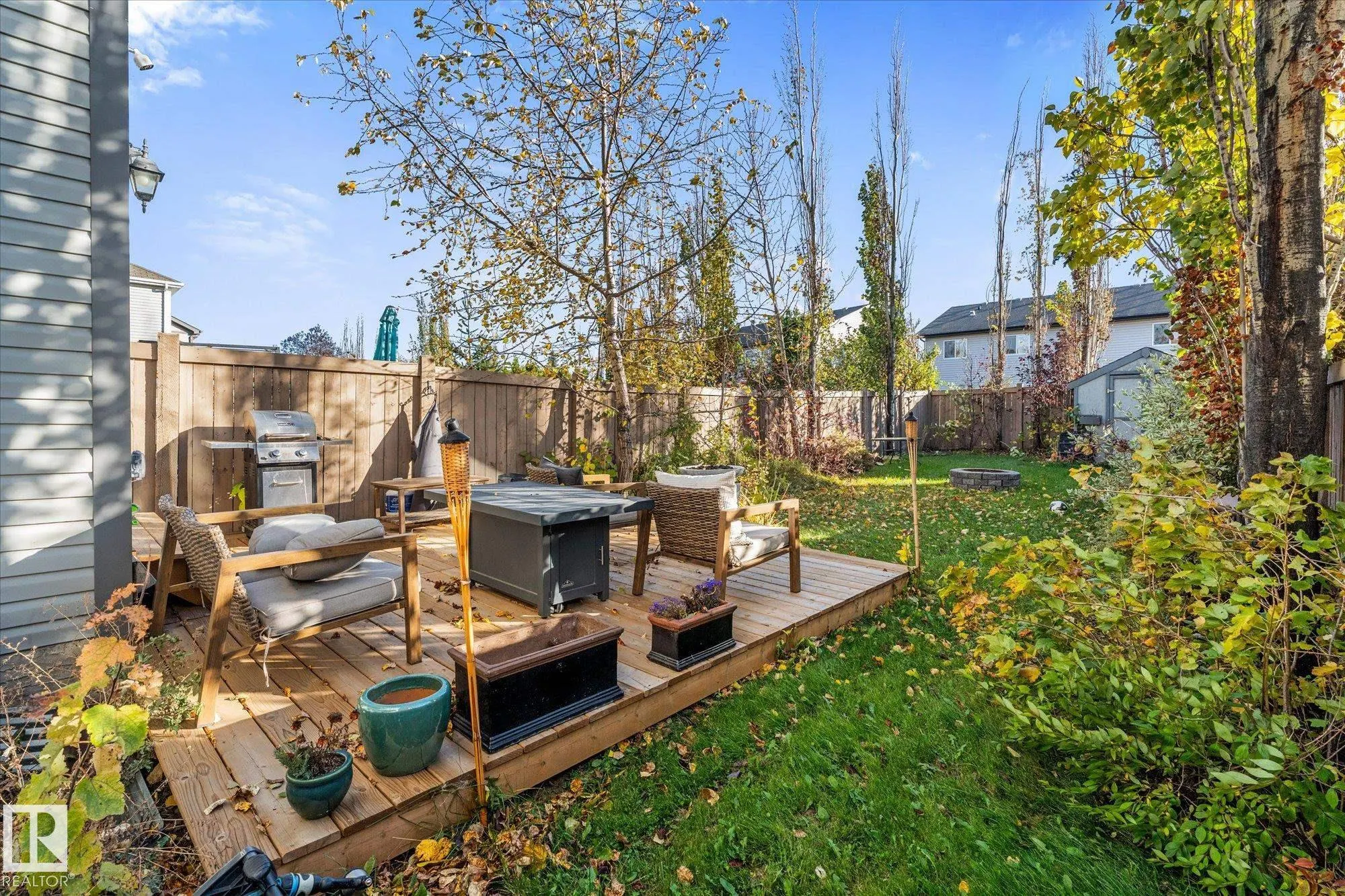 2123 HAMMOND Court