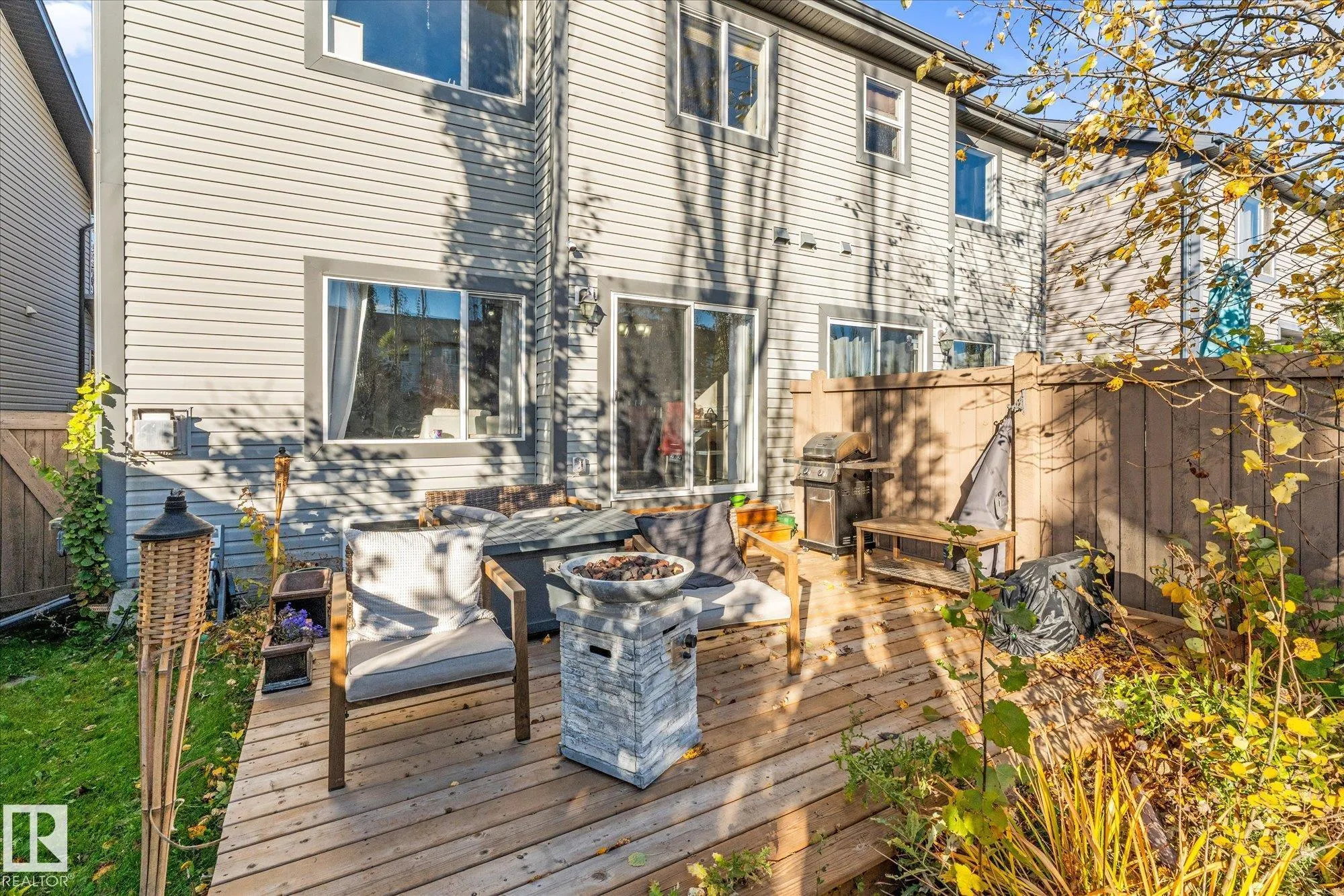 2123 HAMMOND Court