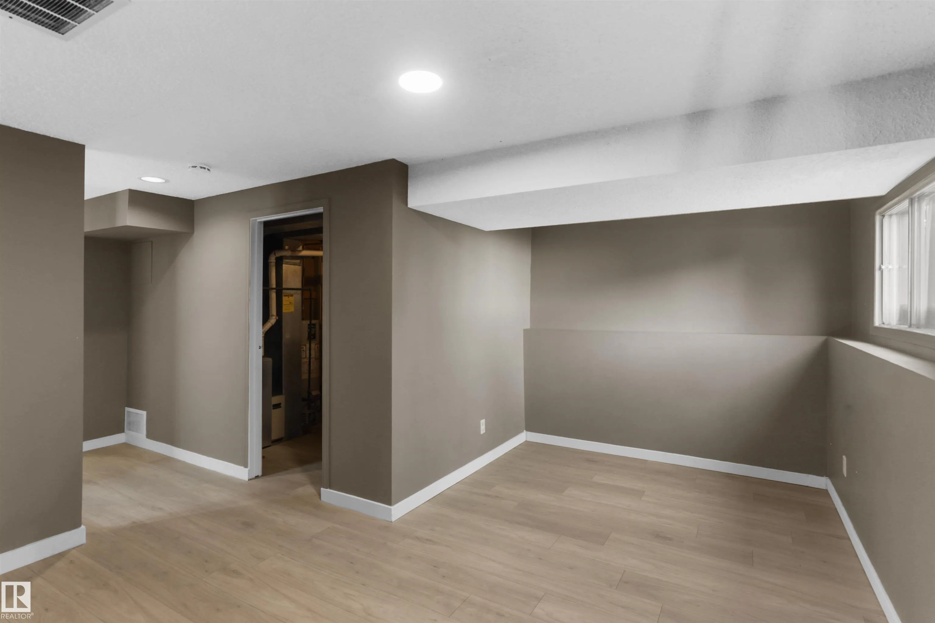 16 WILSON Drive