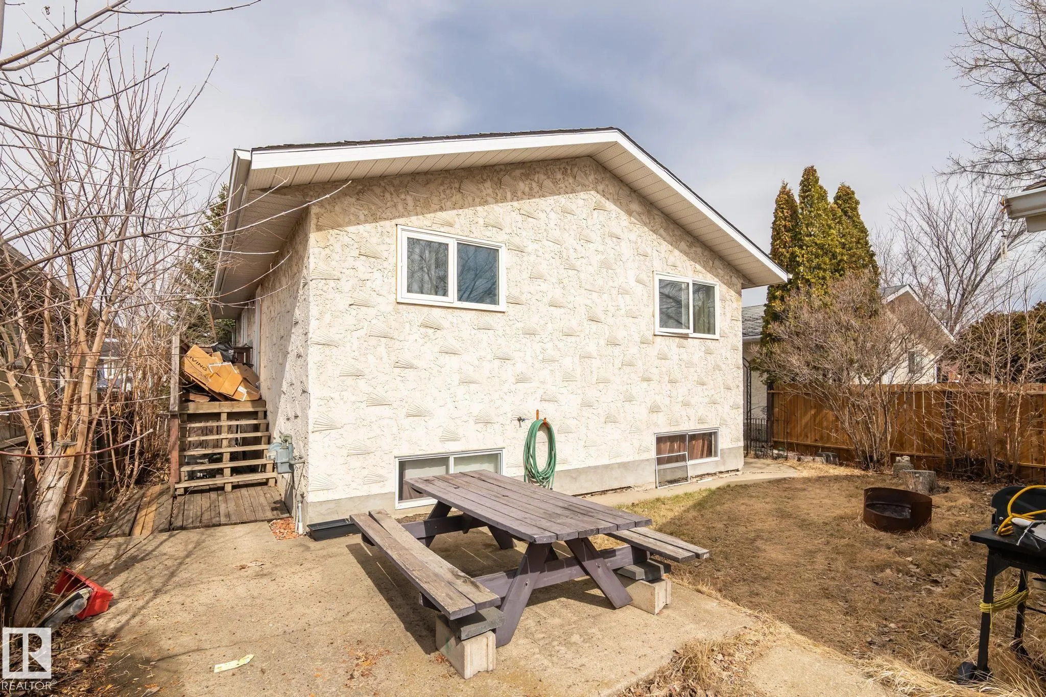 1566 LAKEWOOD Road