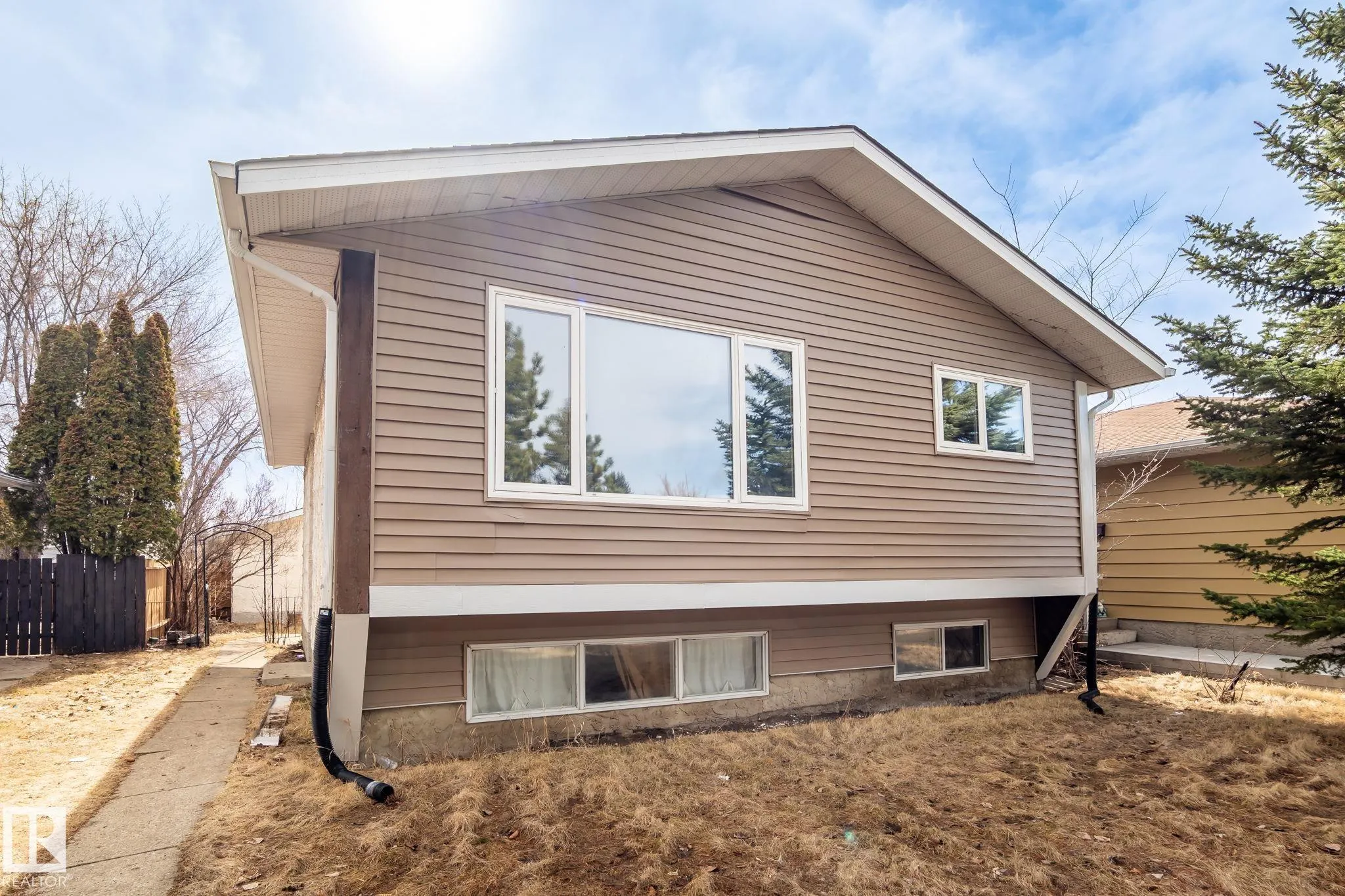 1566 LAKEWOOD Road