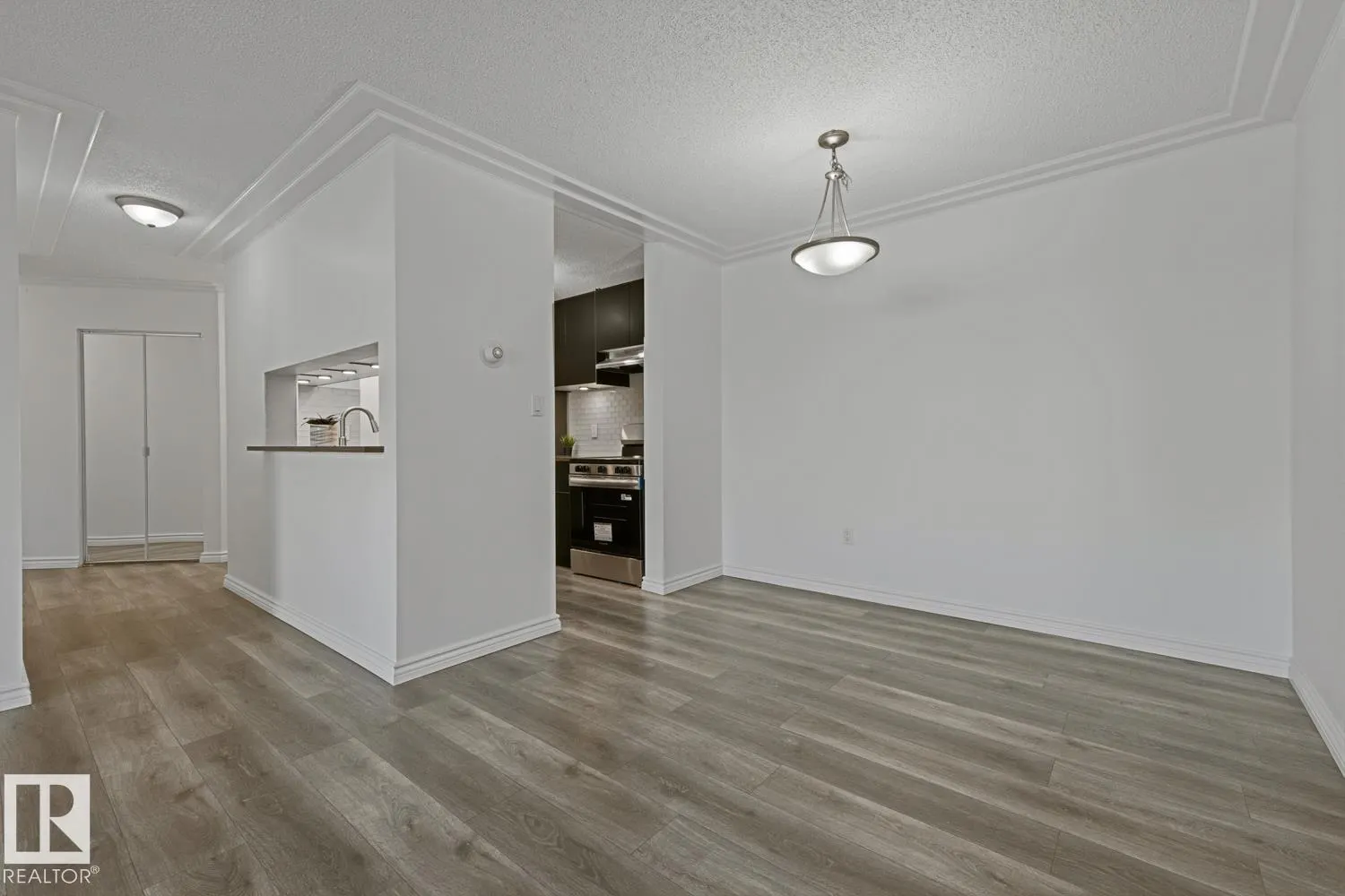 2508 50 Street