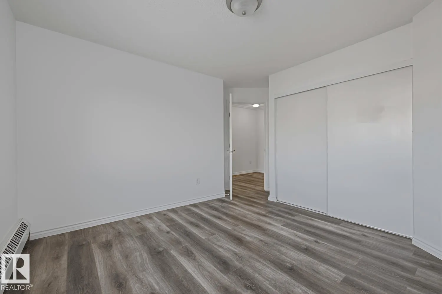 2508 50 Street
