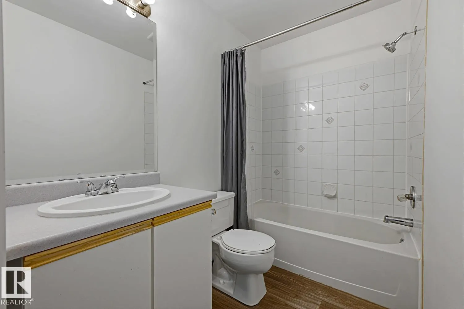 2508 50 Street