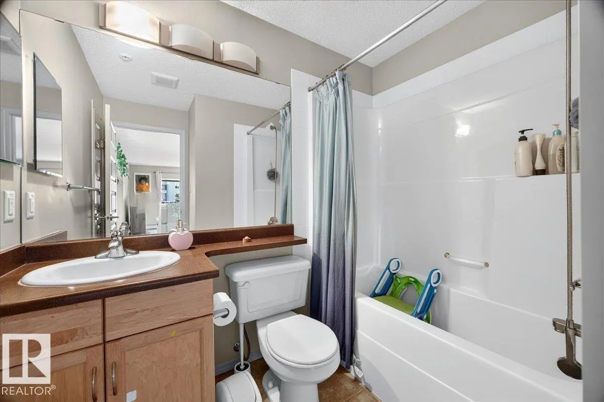 646 MCALLISTER Loop